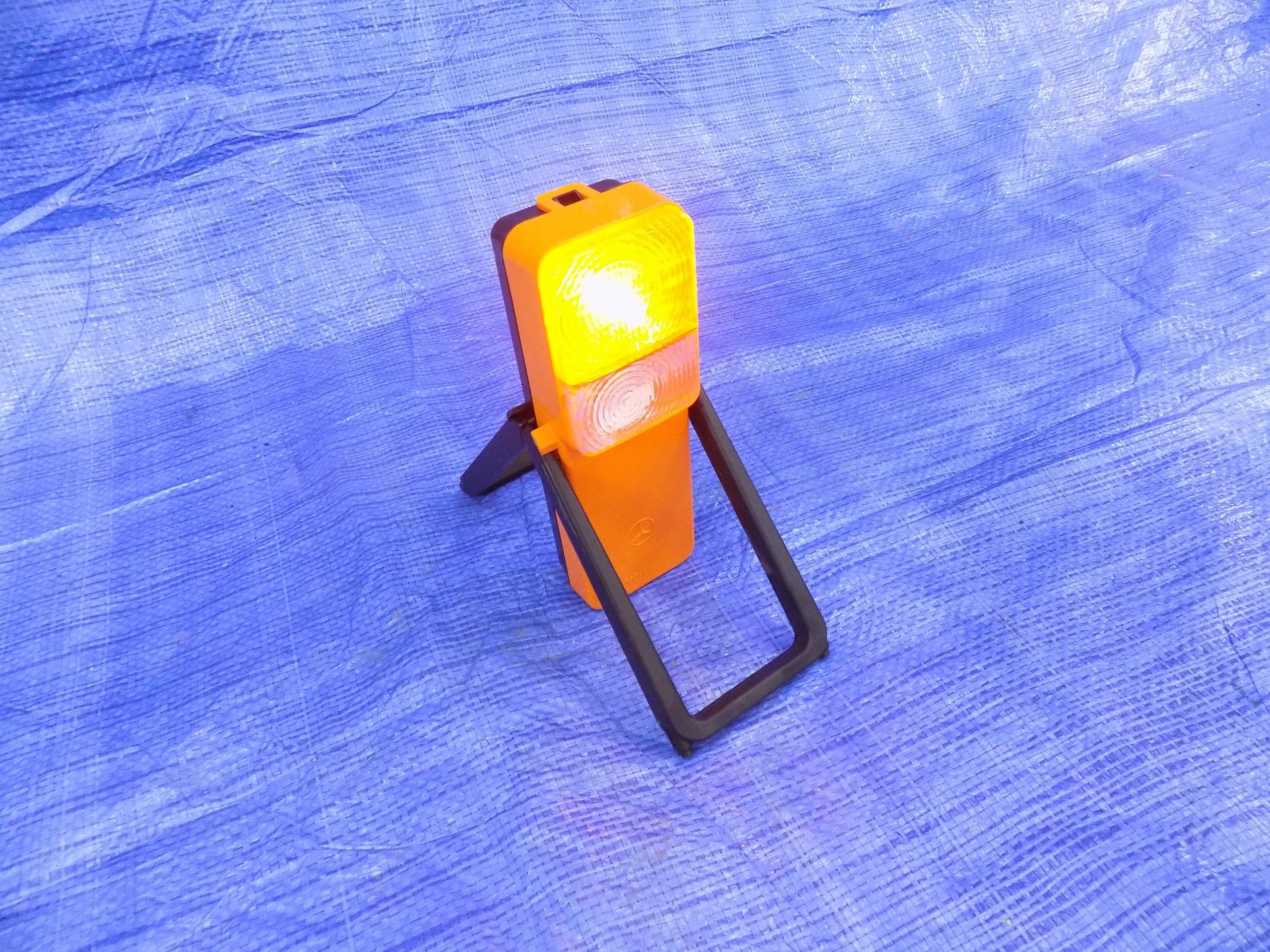 light of warning lights MERCEDES ATEGO 1218 11R