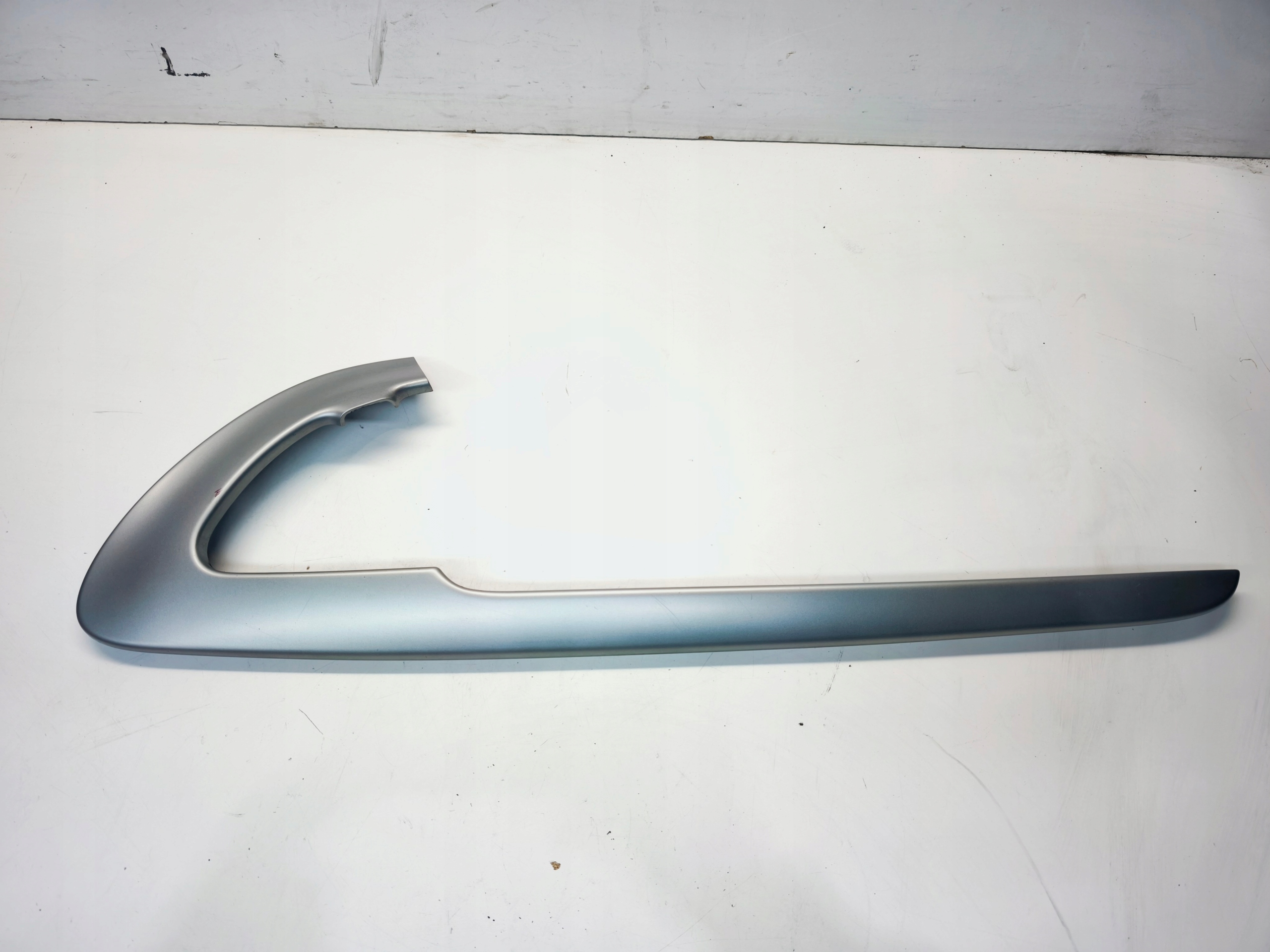 moulding DEKORY door right front AUDI A3 8P 8P3867410L R66