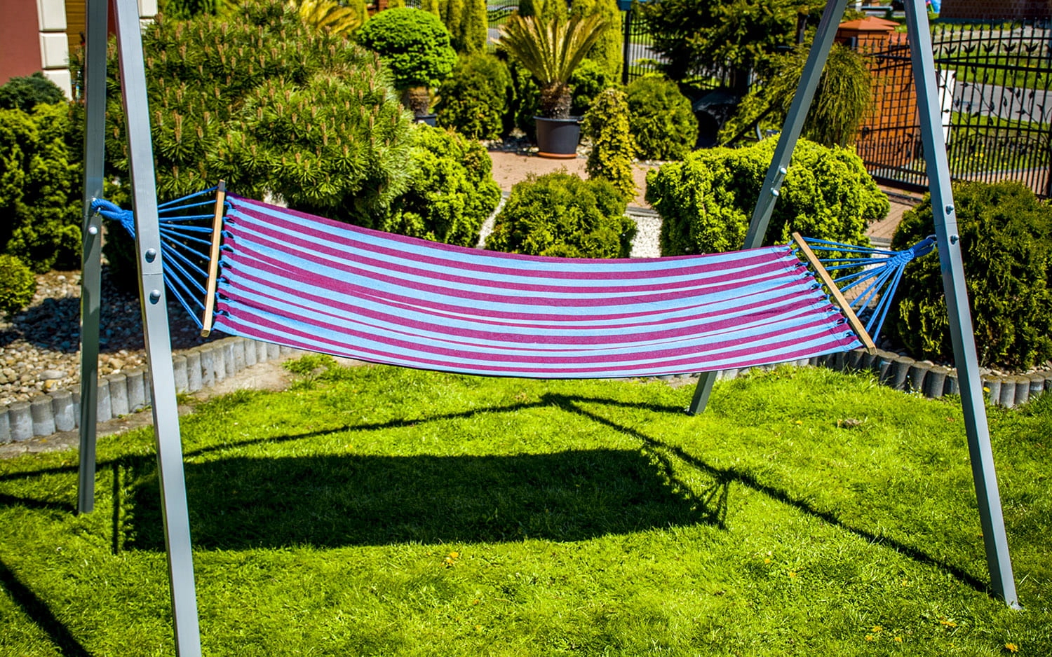 HUŚTAWKA OGRODOWA DLA DZIECI DOROSŁYCH STELAŻ METALOWY PODWÓJNY DO OGRODU Długość siedziska 195 cm