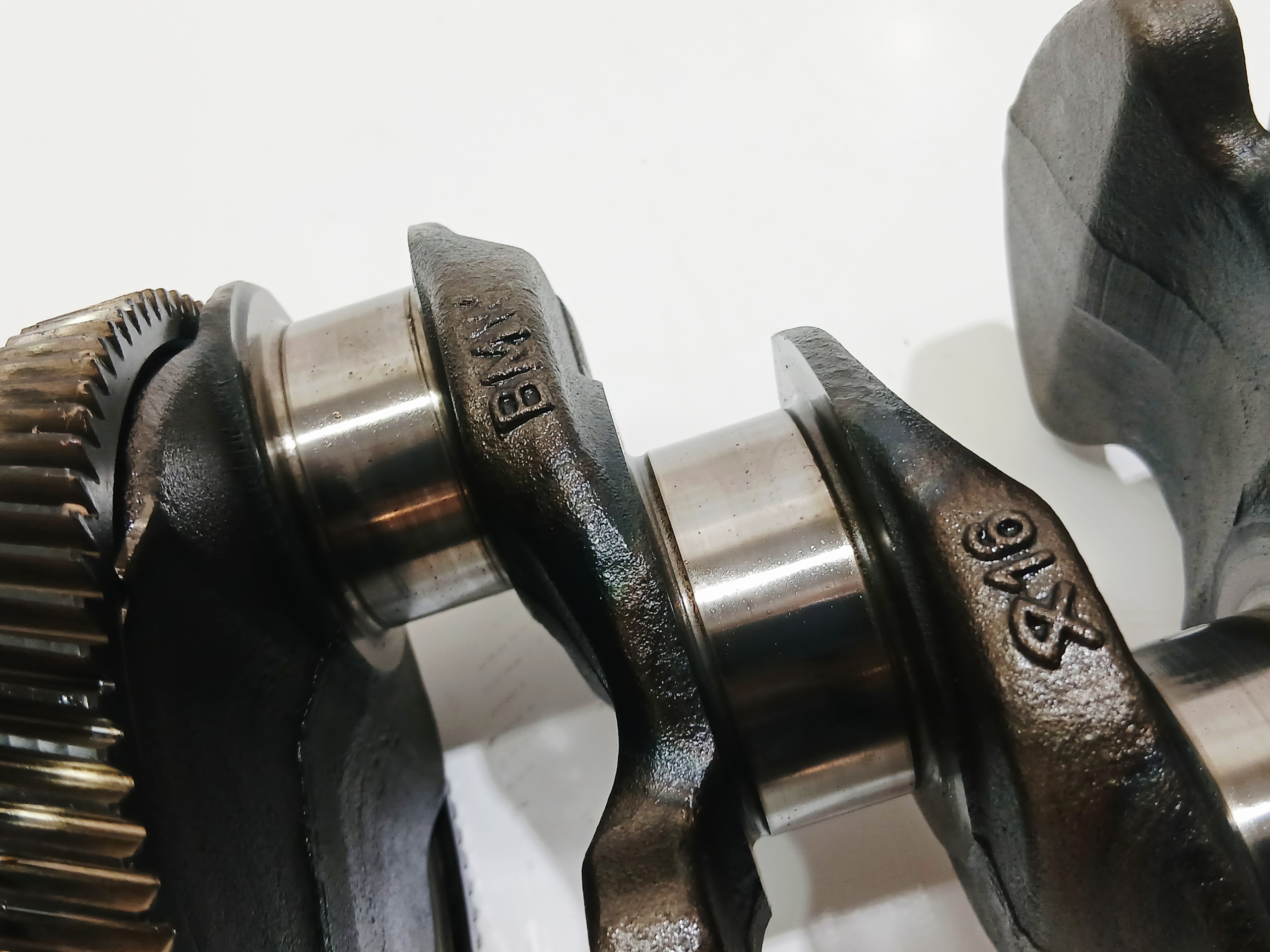 kľukový hriadeľ BMW X1 E84 N47D20C 8513673