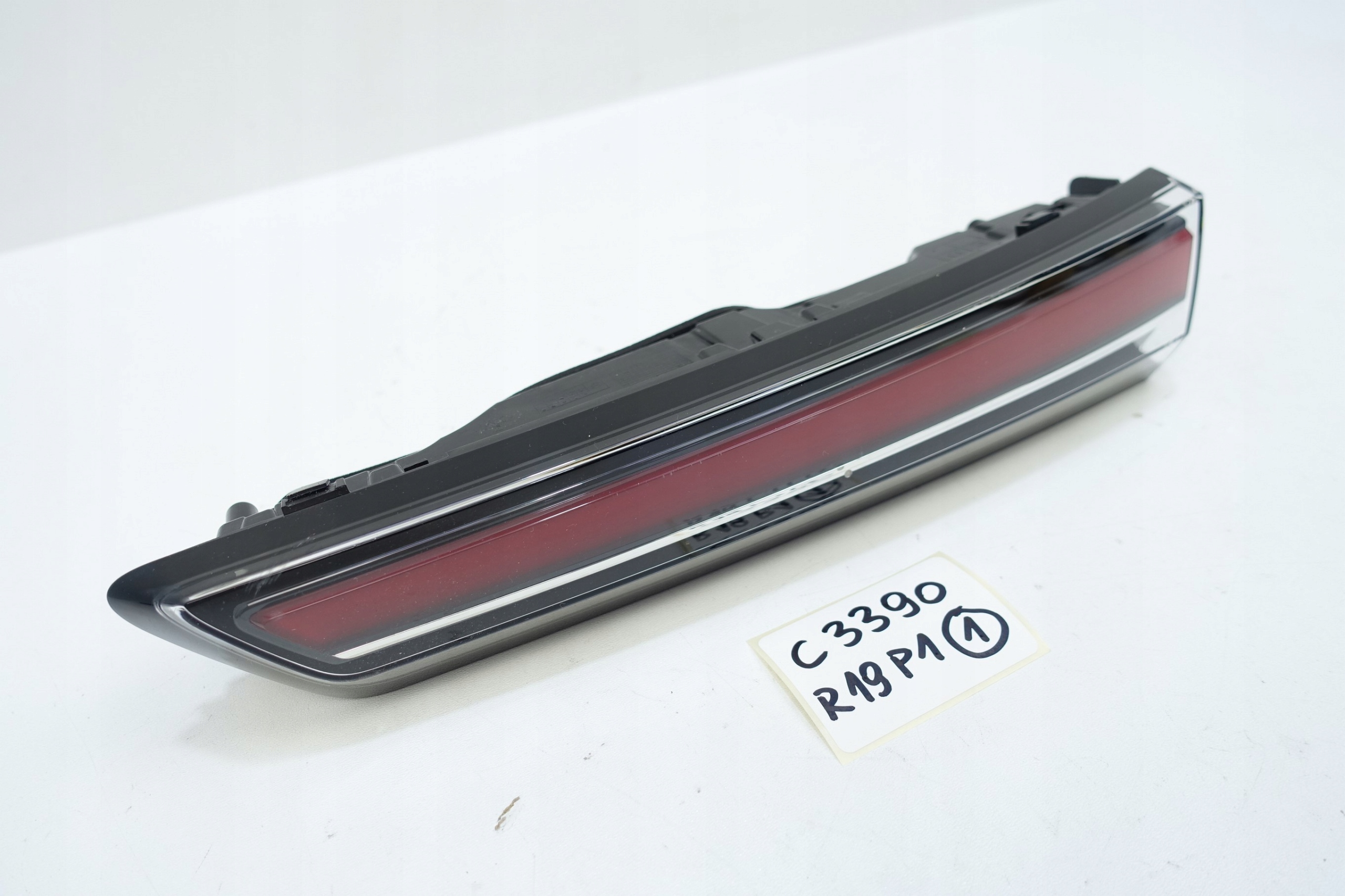 light right rear part right rear OPEL MOKKA B II 2020