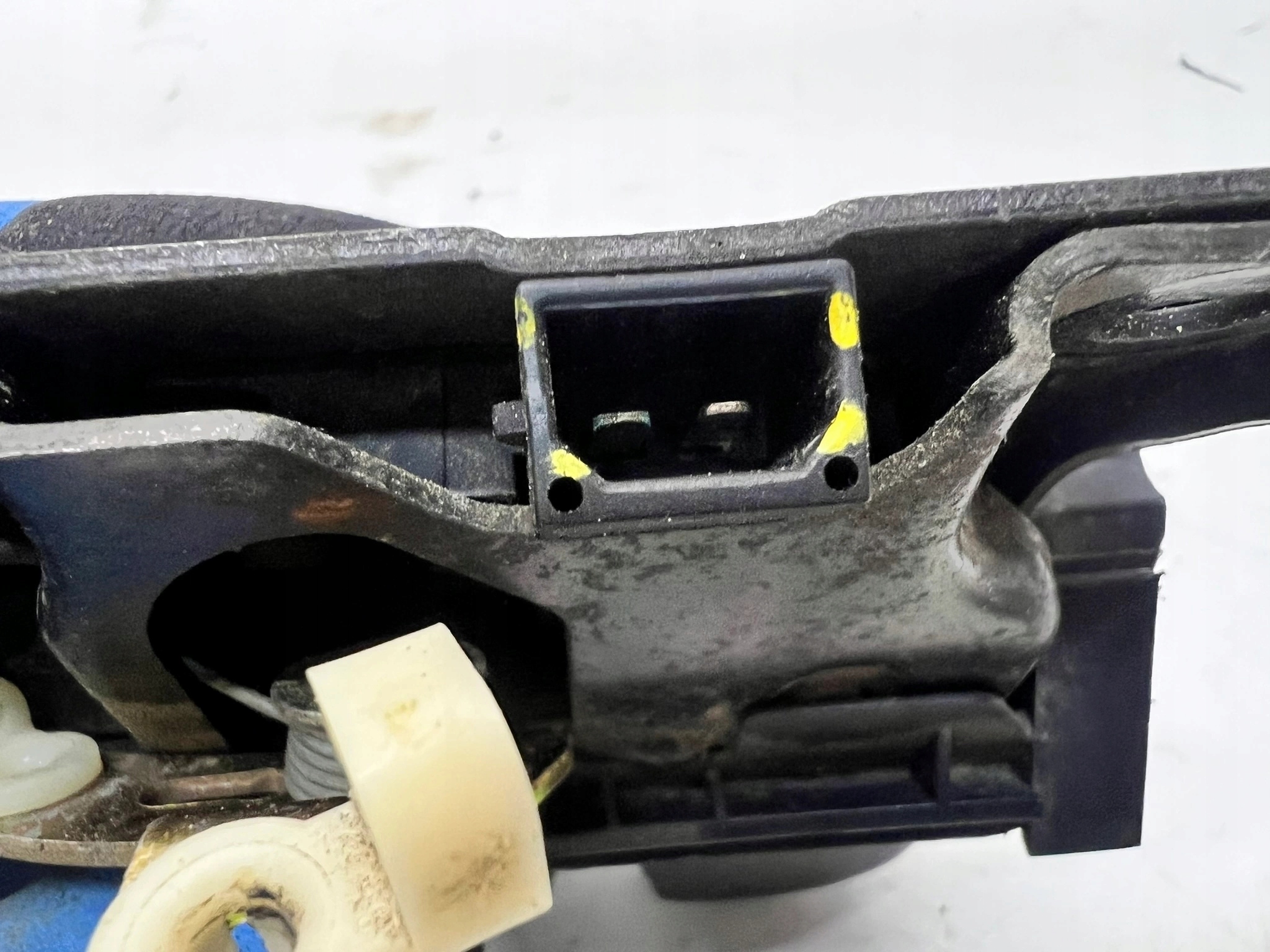 lock bonnet rear part AUDI A3 8L 8L0827505G