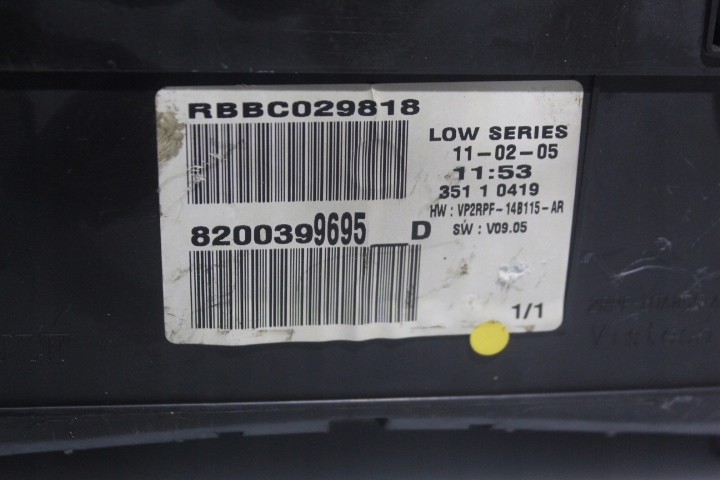 часы renault oe 8200399695