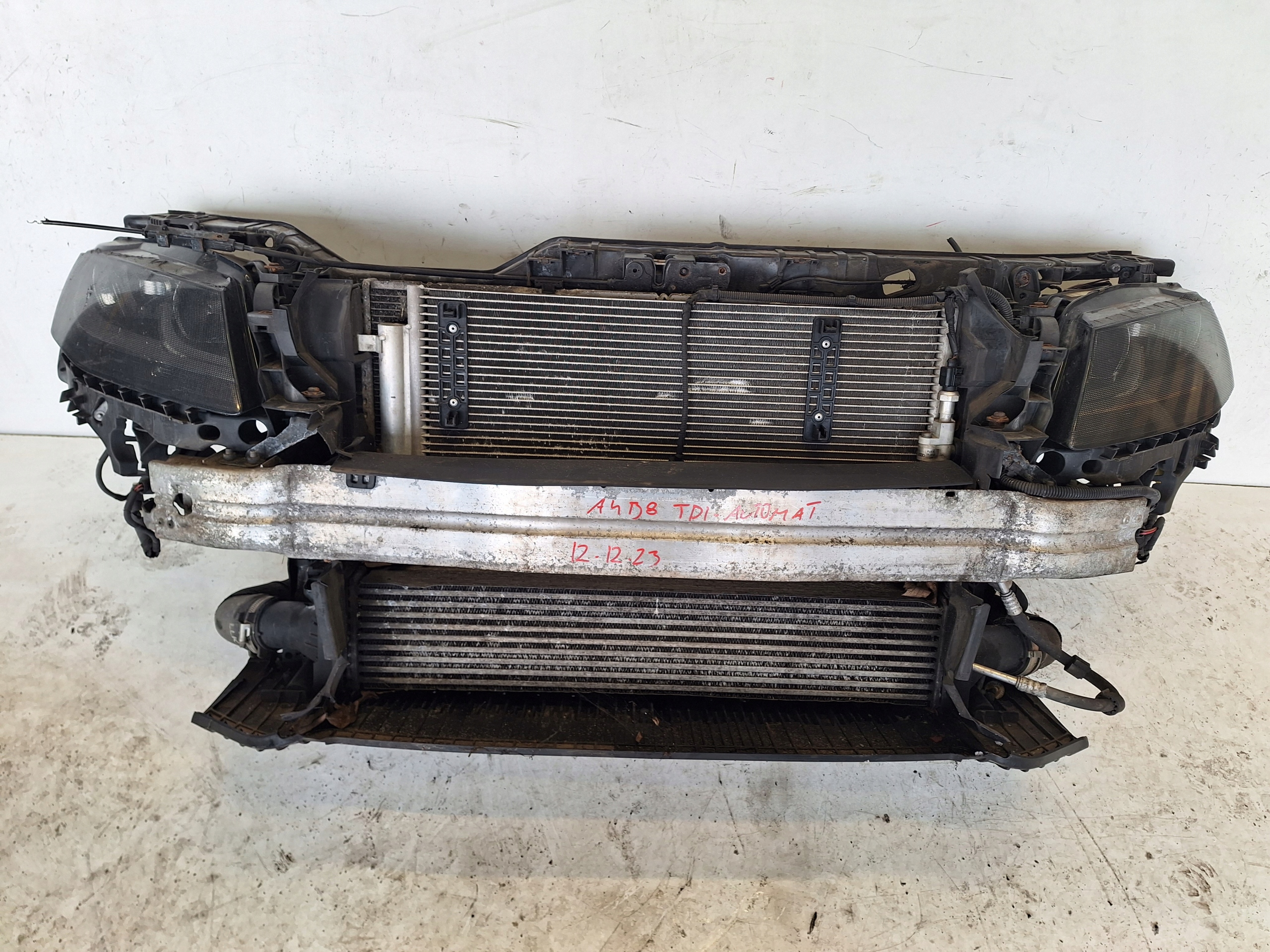 AUDI A4 B8 8K 08-11 support panel for radiators 3.0 TDI AUTOMAT