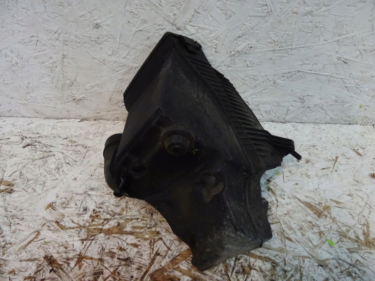 RENAULT CLIO 3 Gehäuse filter luft 8200725183