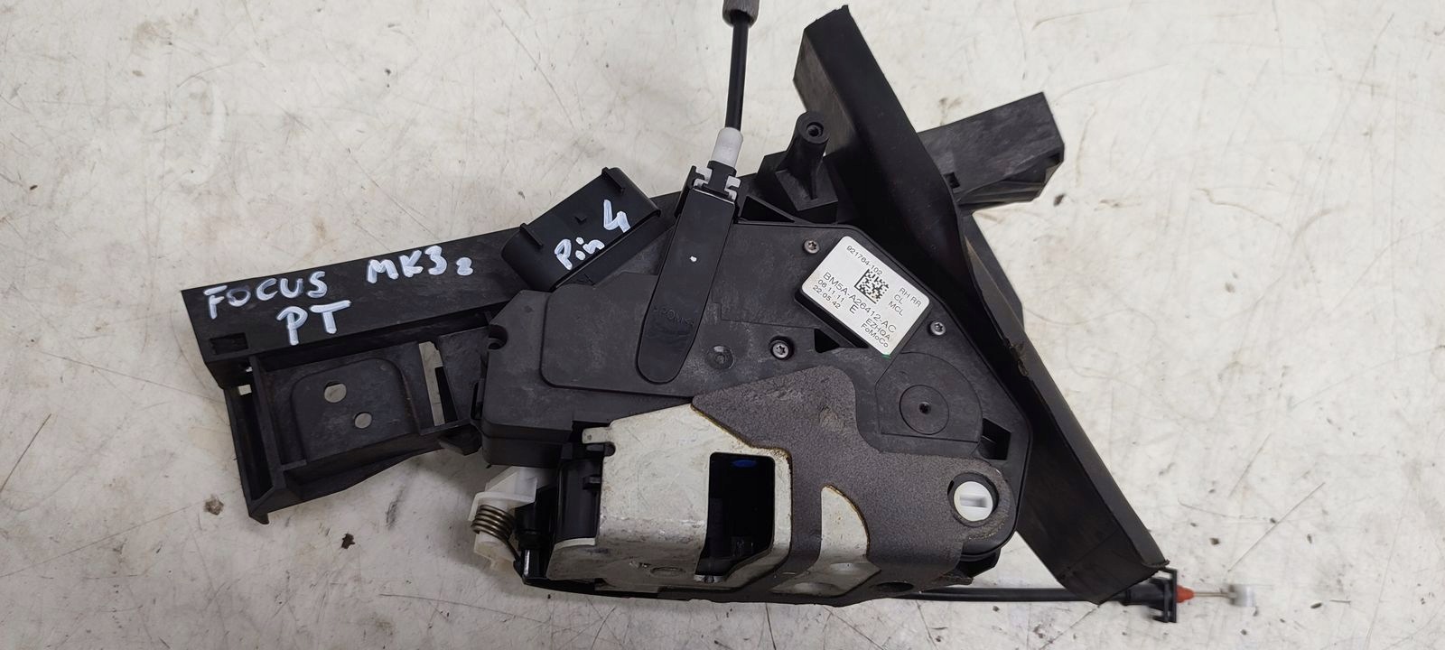 lock door rear part rear right Ford Focus MK3