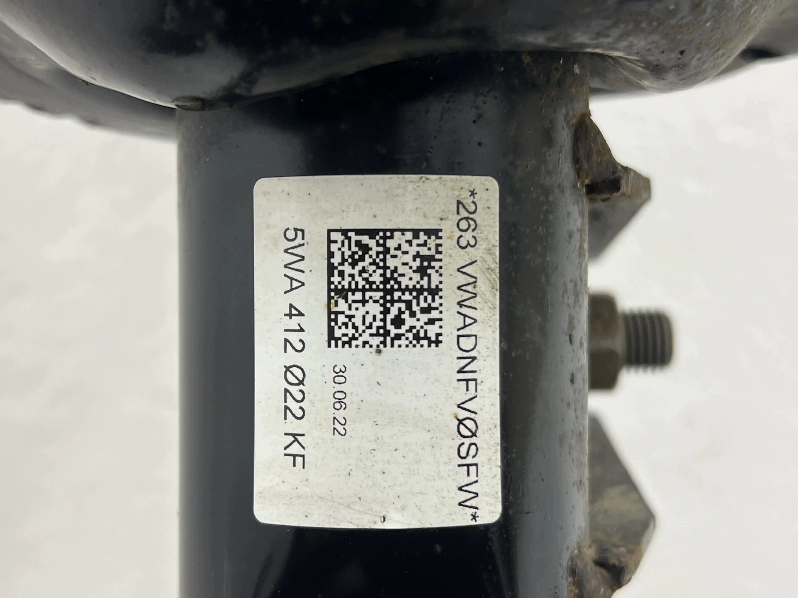 VW GOLF 8 VIII sususpension shock absorber swing left front 5WA407257A