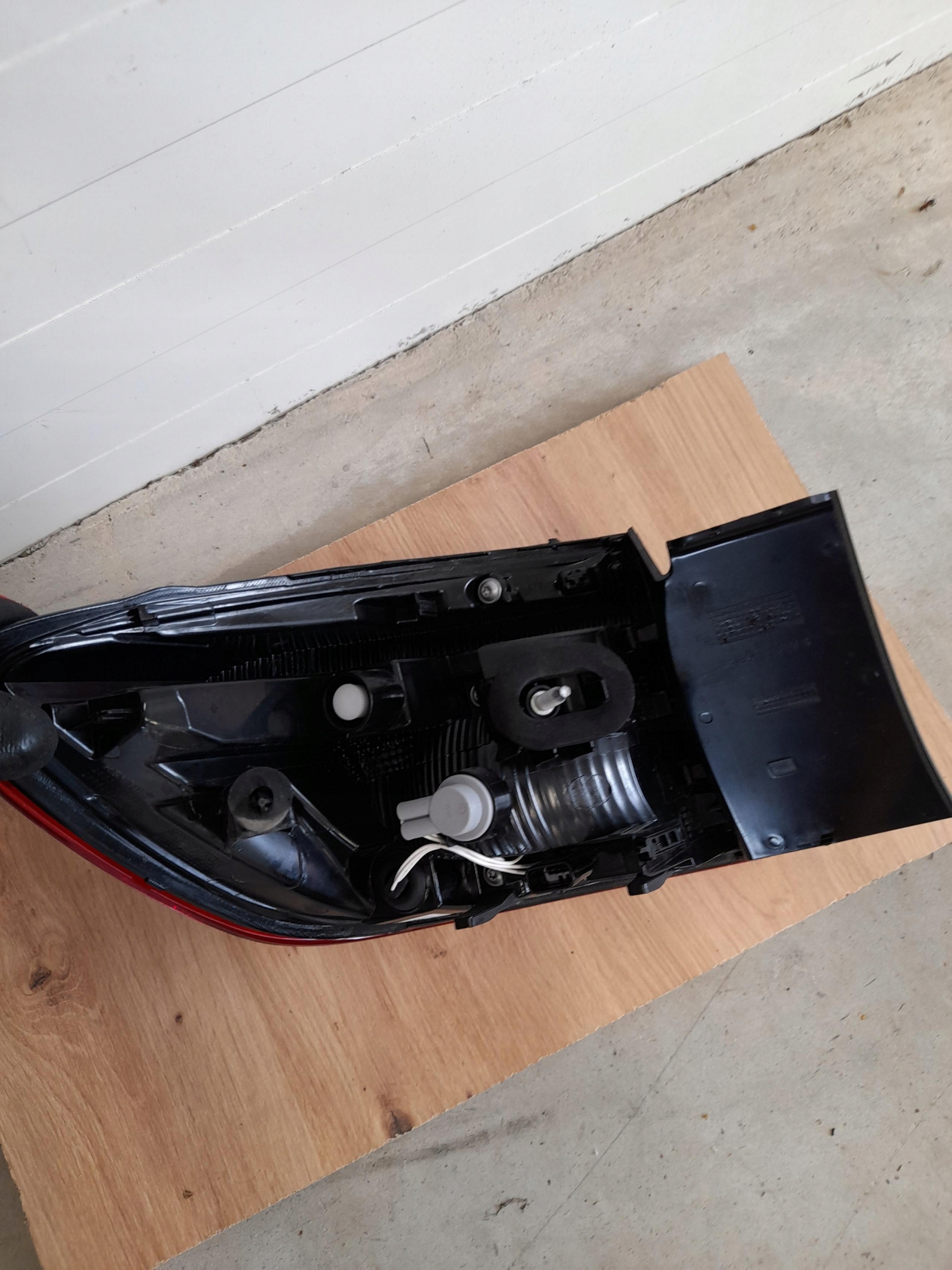 Renault Clio X98 Rückleuchte Rearlamp - Thumbnail 2