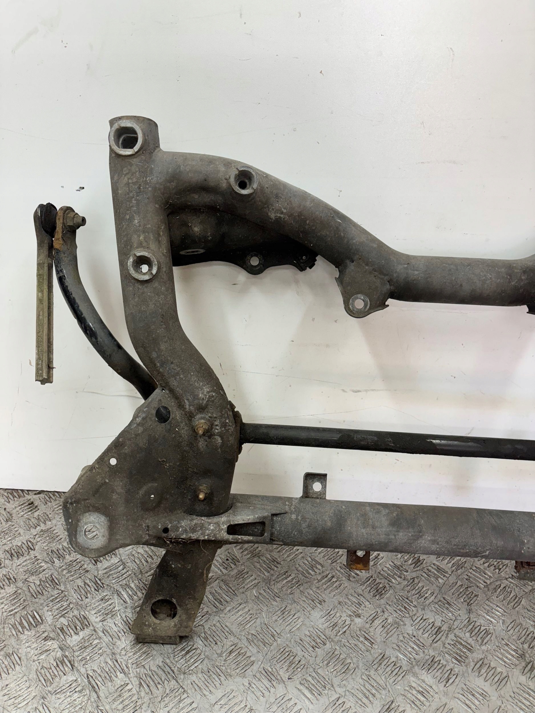 axle beam axle beam sider MERCEDES C KLASA W204