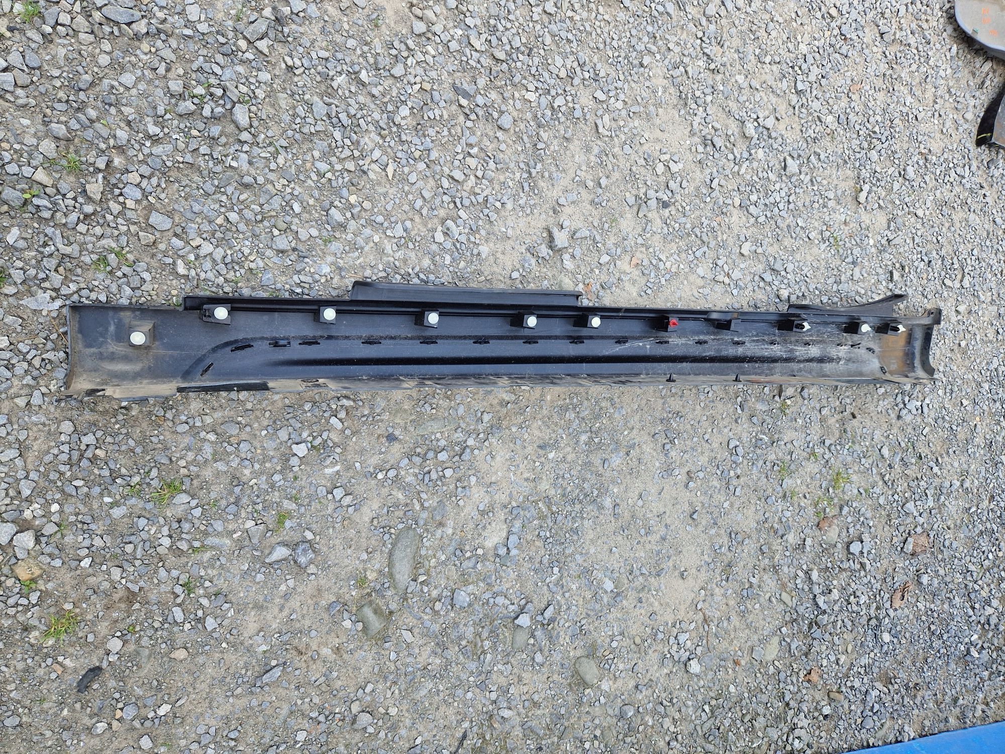 moulding threshold right threshold MINI COUNTRYMAN II F60 2016R->