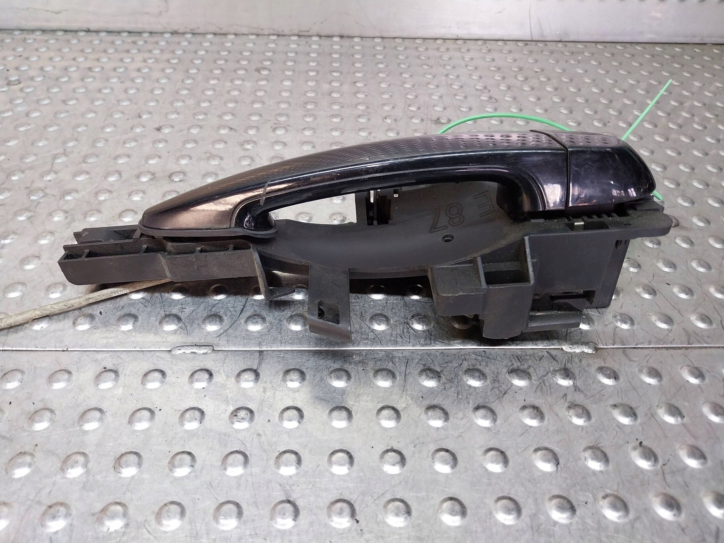 Poignée Portière Droite Arrière BMW E87