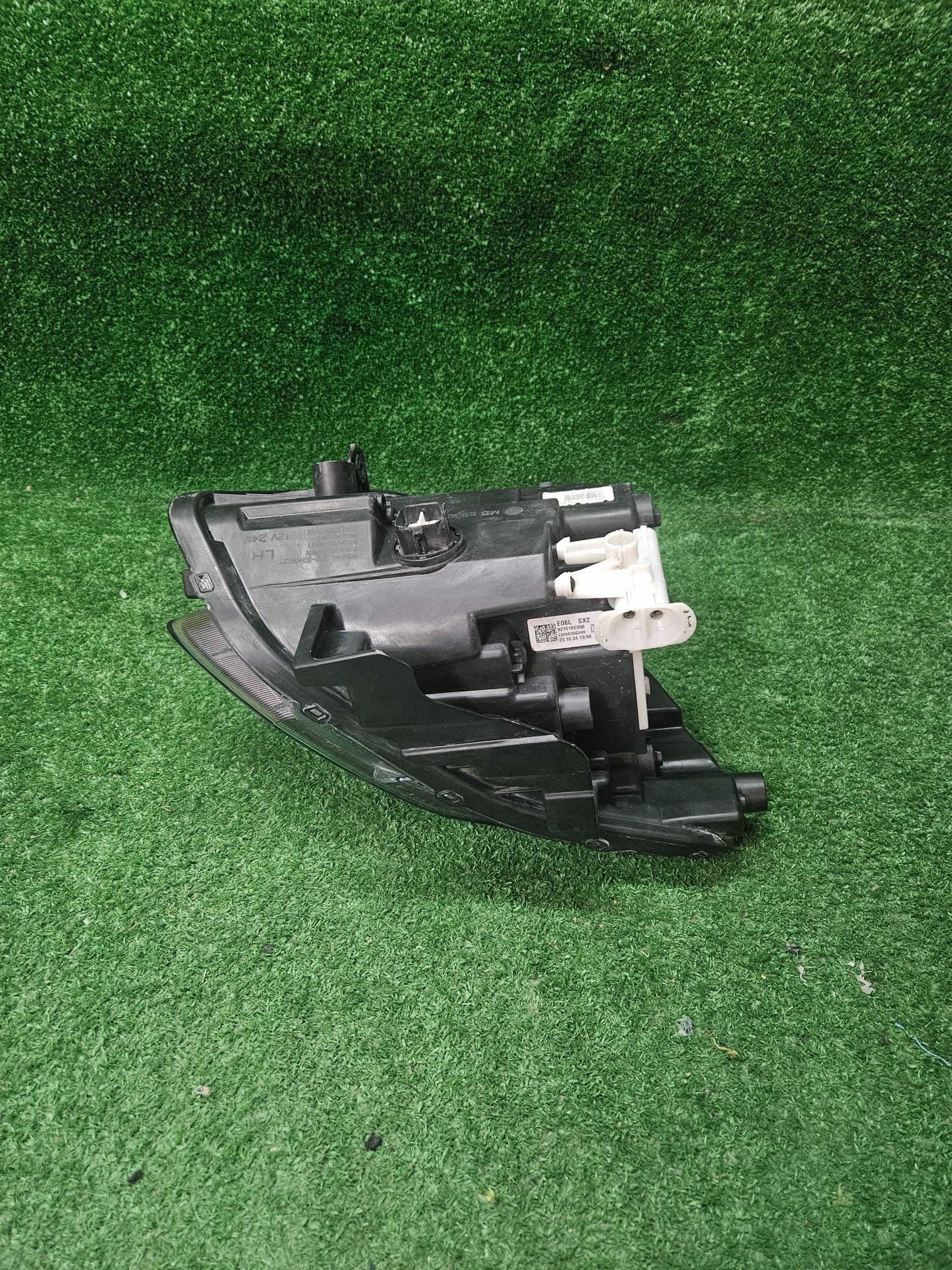 REFLEKTOR left front HYUNDAI KONA II 23- LED NR.R1731