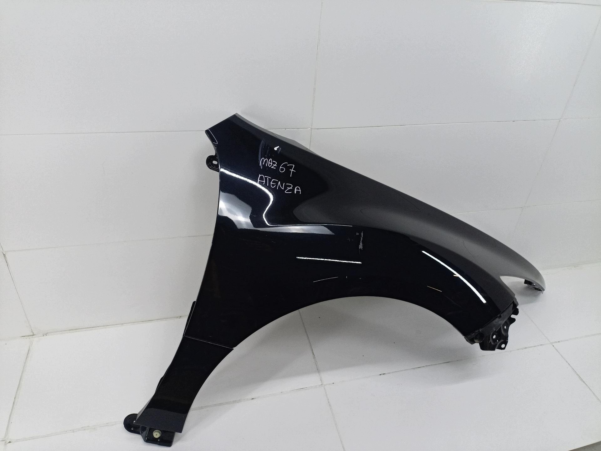 fender front right side Mazda 6 2 facelift GH 2011