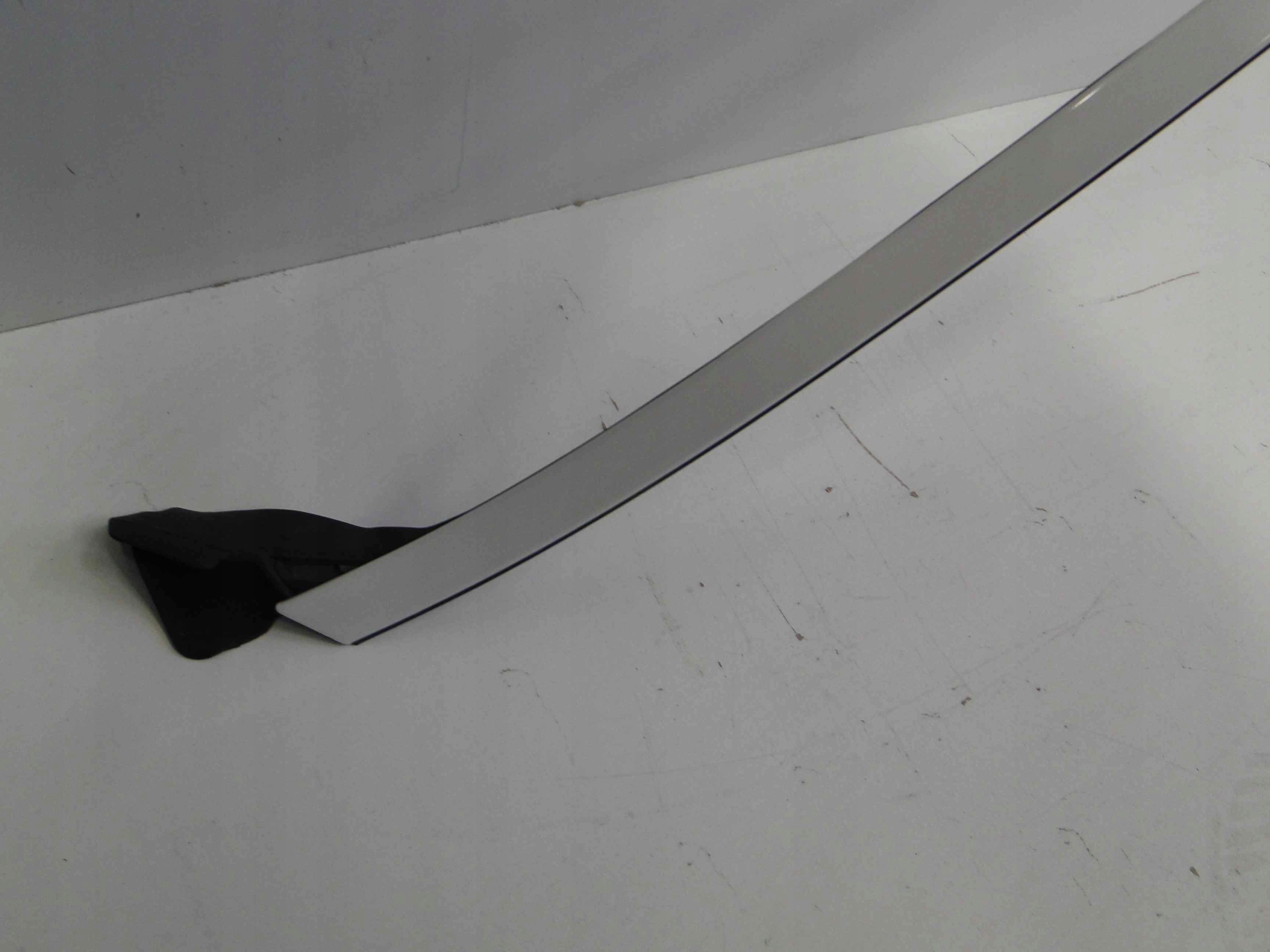 MERCEDES E W212 212 LISTWA DACHOWA LEWA Typ samochodu Samochody osobowe