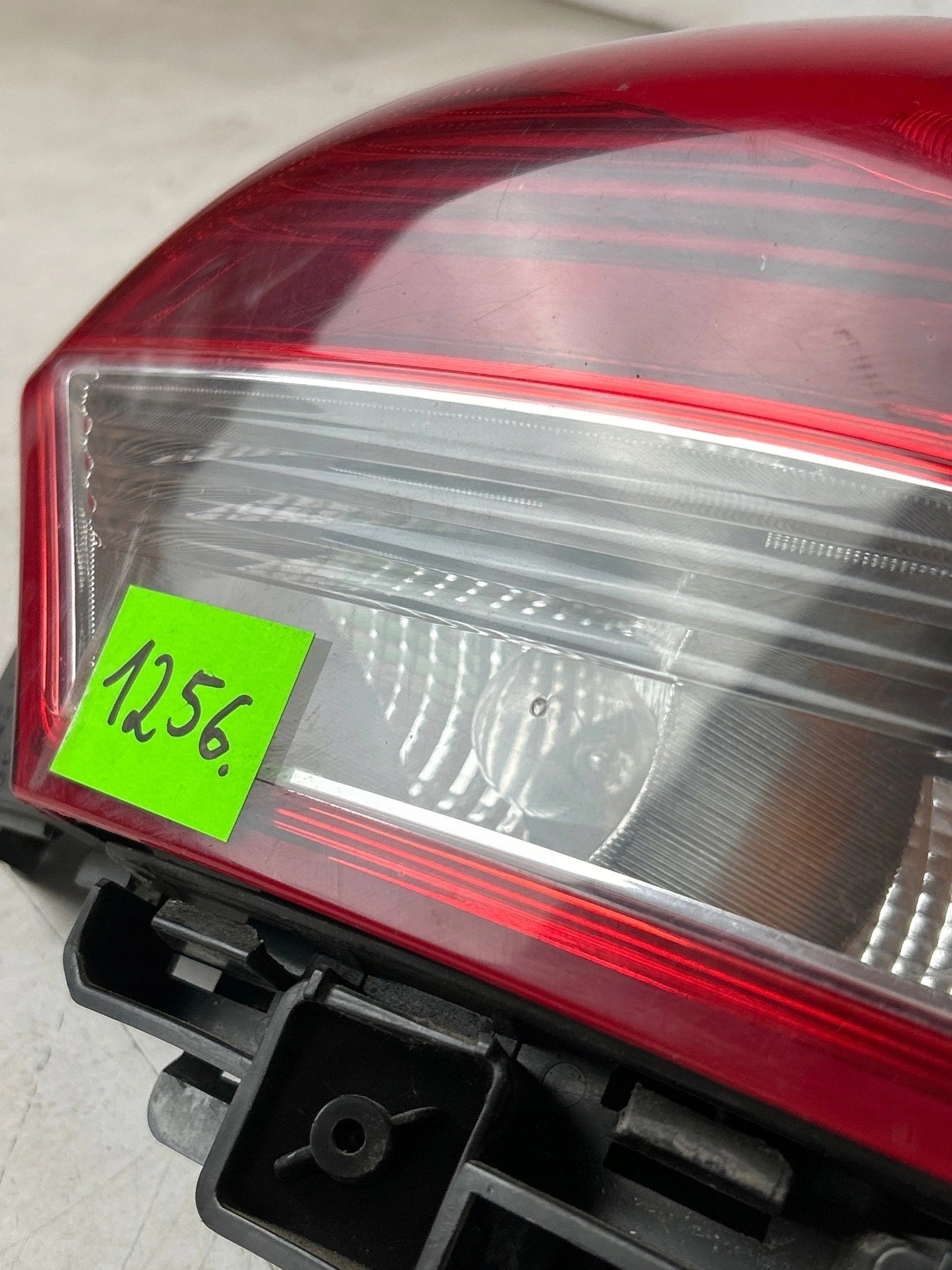light rear part rear right Volvo V40 II