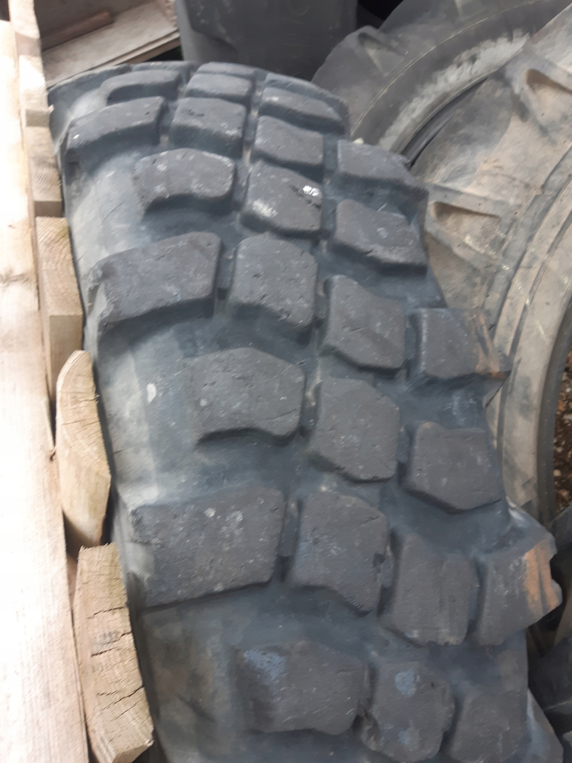 12.00-20 Michelin XML 3 opony Szerokość opony 12.00