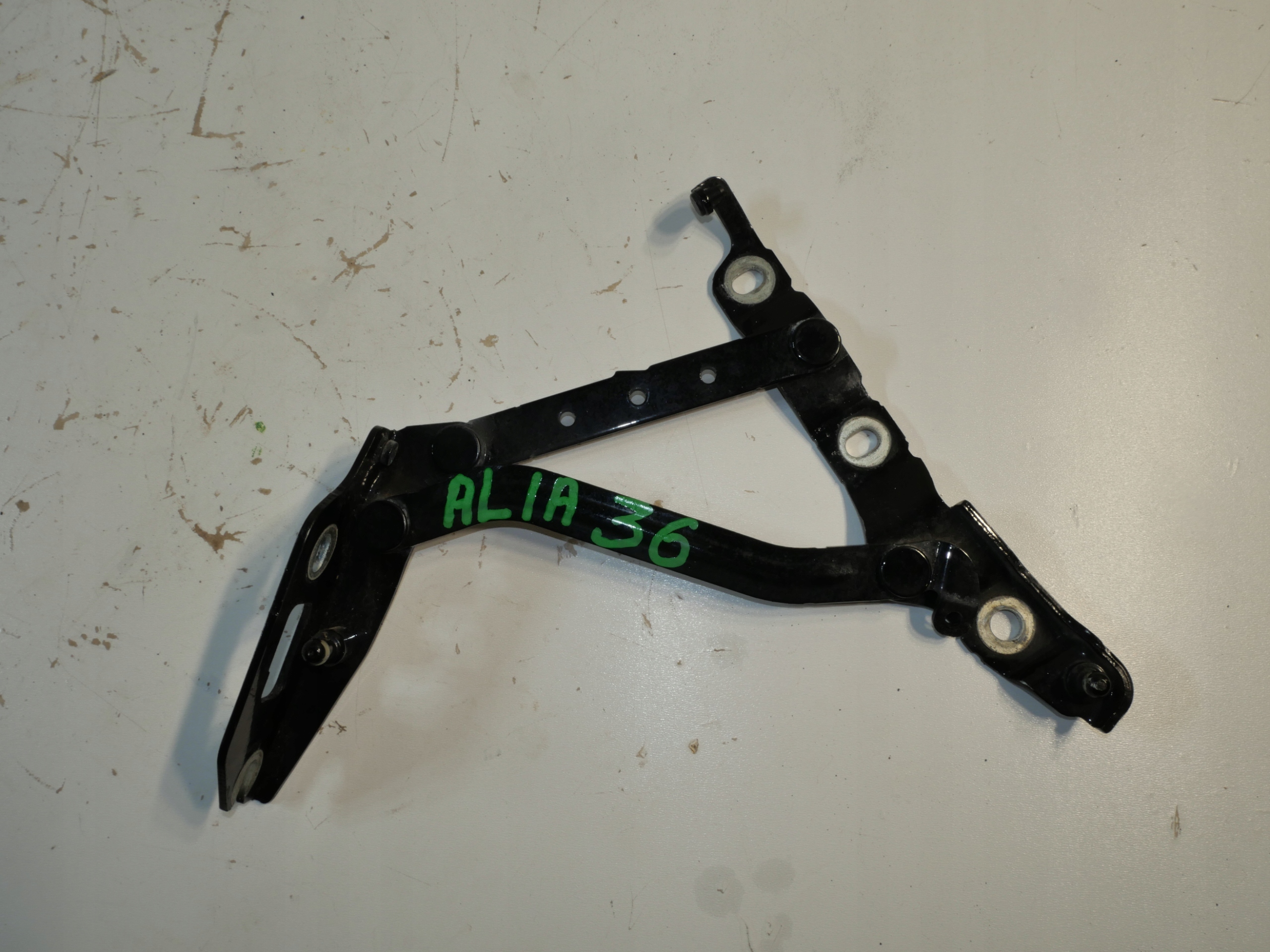 hinge telescope bonnet left 8F0827301B AUDI A5
