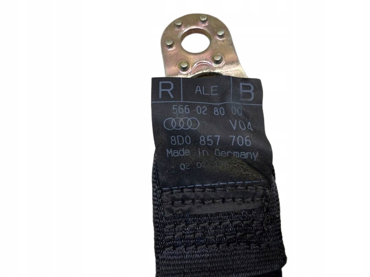 tension belt safety right front AUDI A4 B5 FL 8D0857706