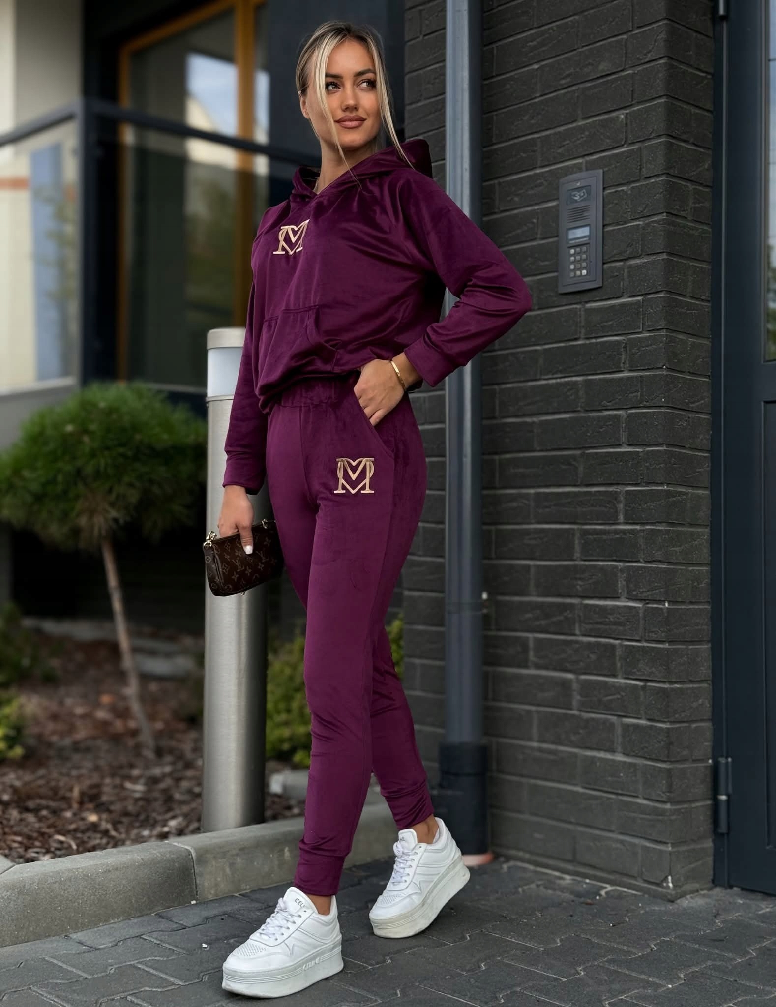 Tepláková Souprava Marina Velurová Teplákovka Mikina kalhoty Výšivka Bordo S