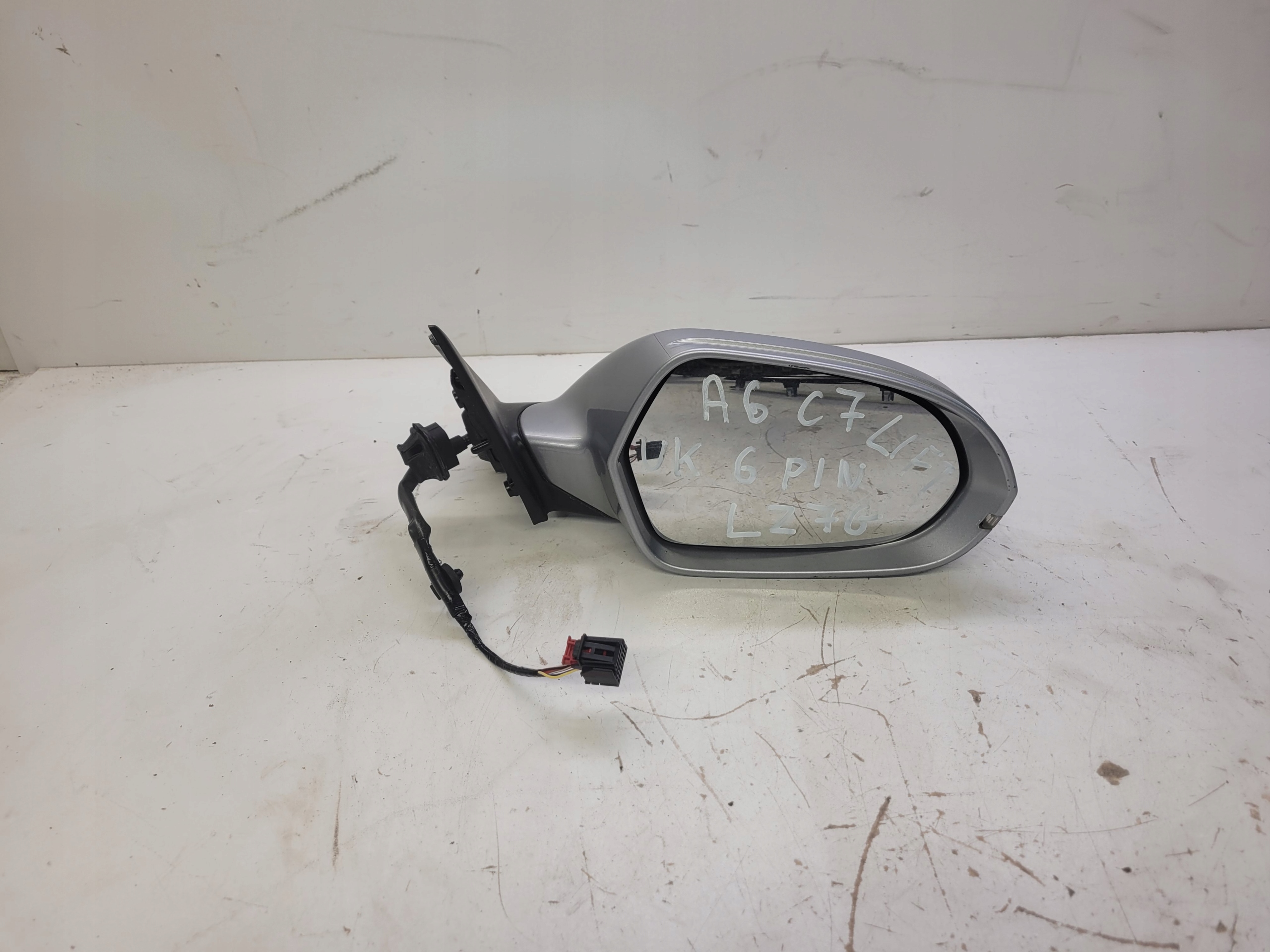 mirror exterior right AUDI A6 C7 LZ7G 6 PIN UK