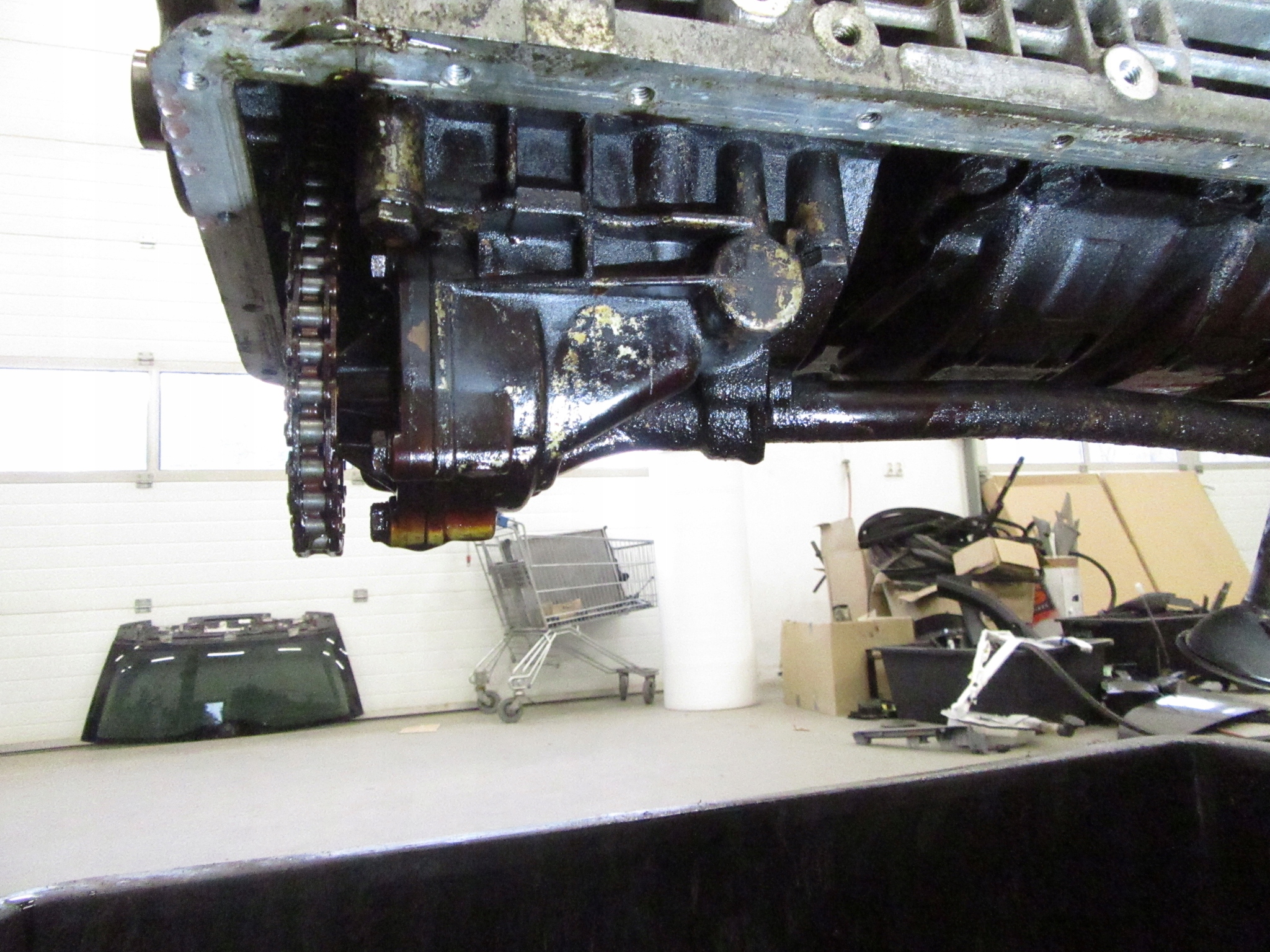 engine pillar BMW e39 e46 e60 e61 2.2 m54 170km m54b22 2004r. 226S1