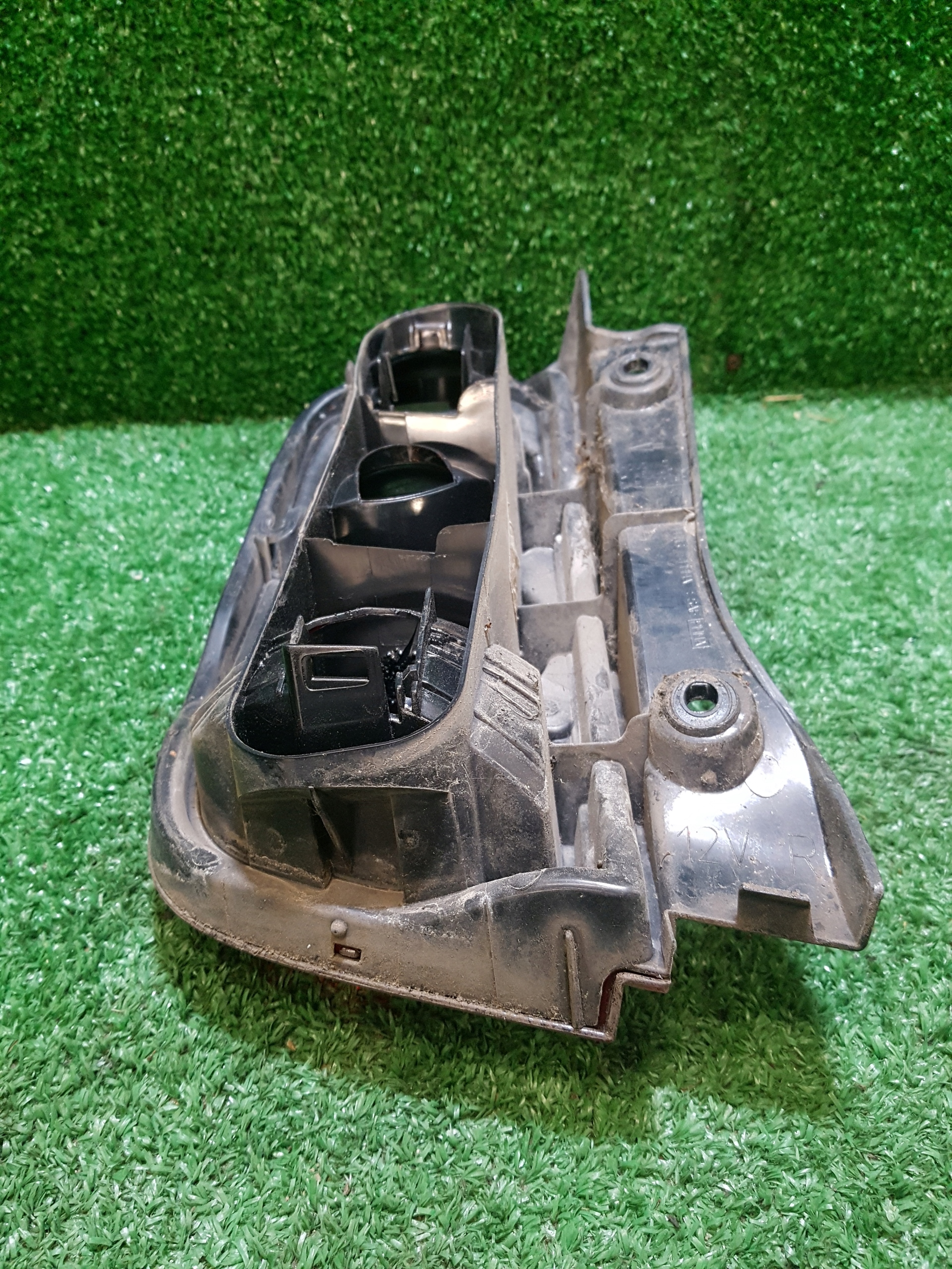 light right rear NISSAN MICRA K12