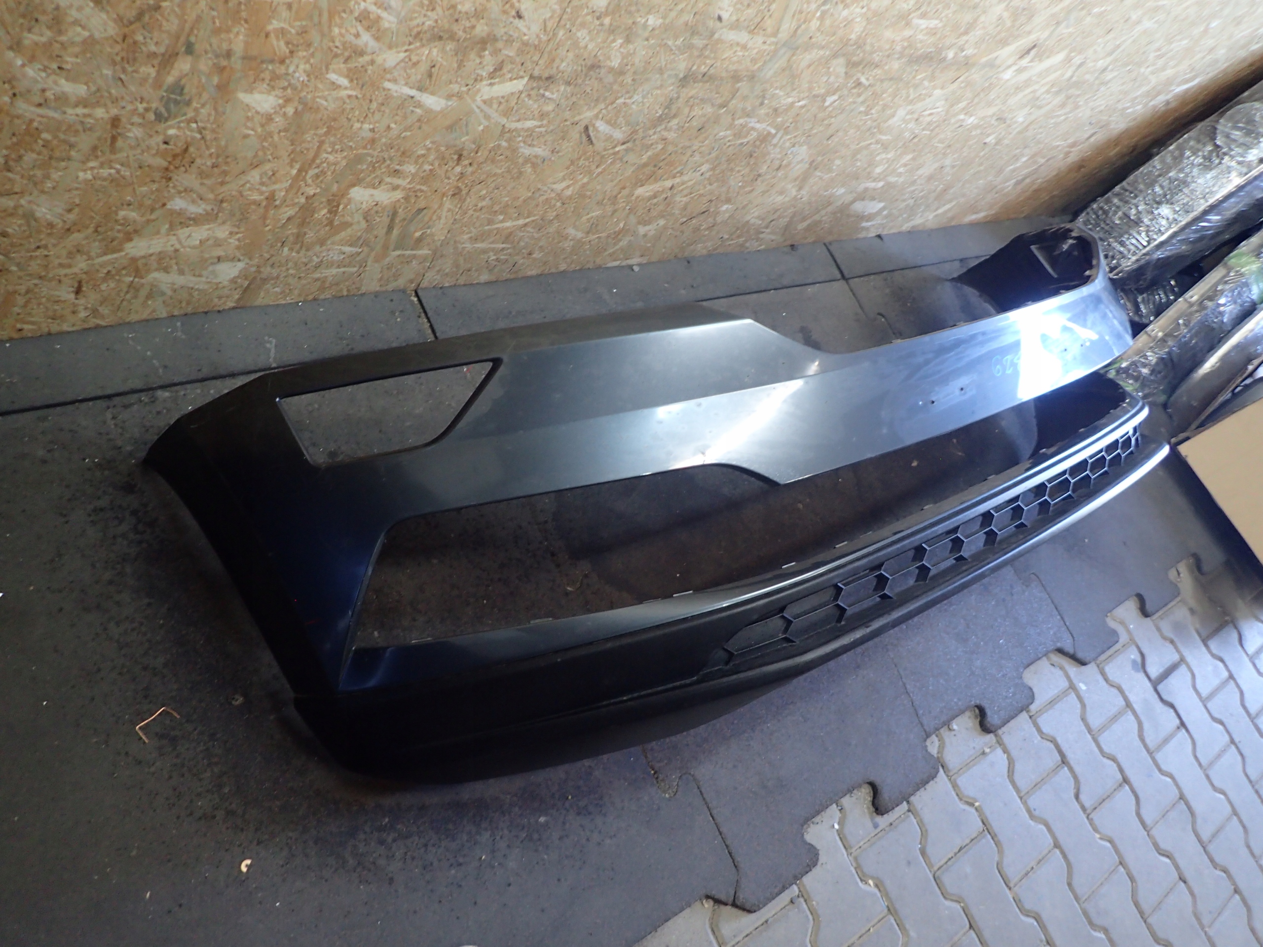 BUMPER FRONT SKODA KAROQ