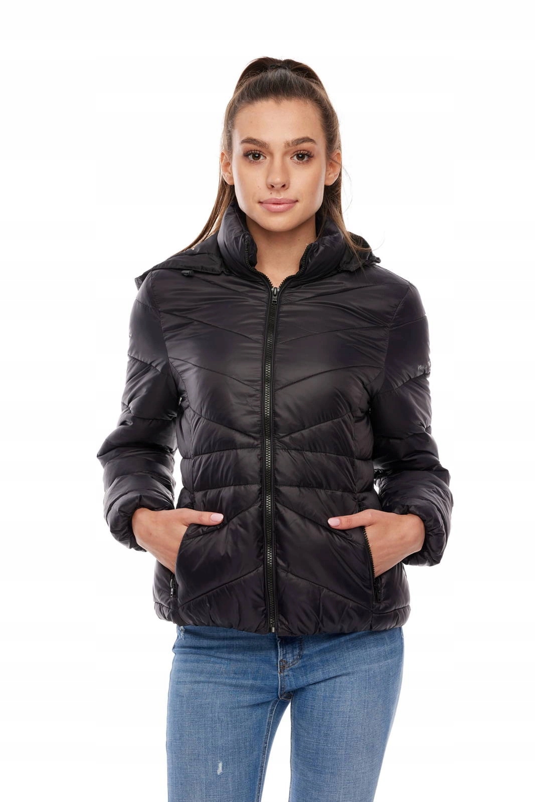 Damska kurtka puchowa Wrangler Short Puffer Black W4124V501 L