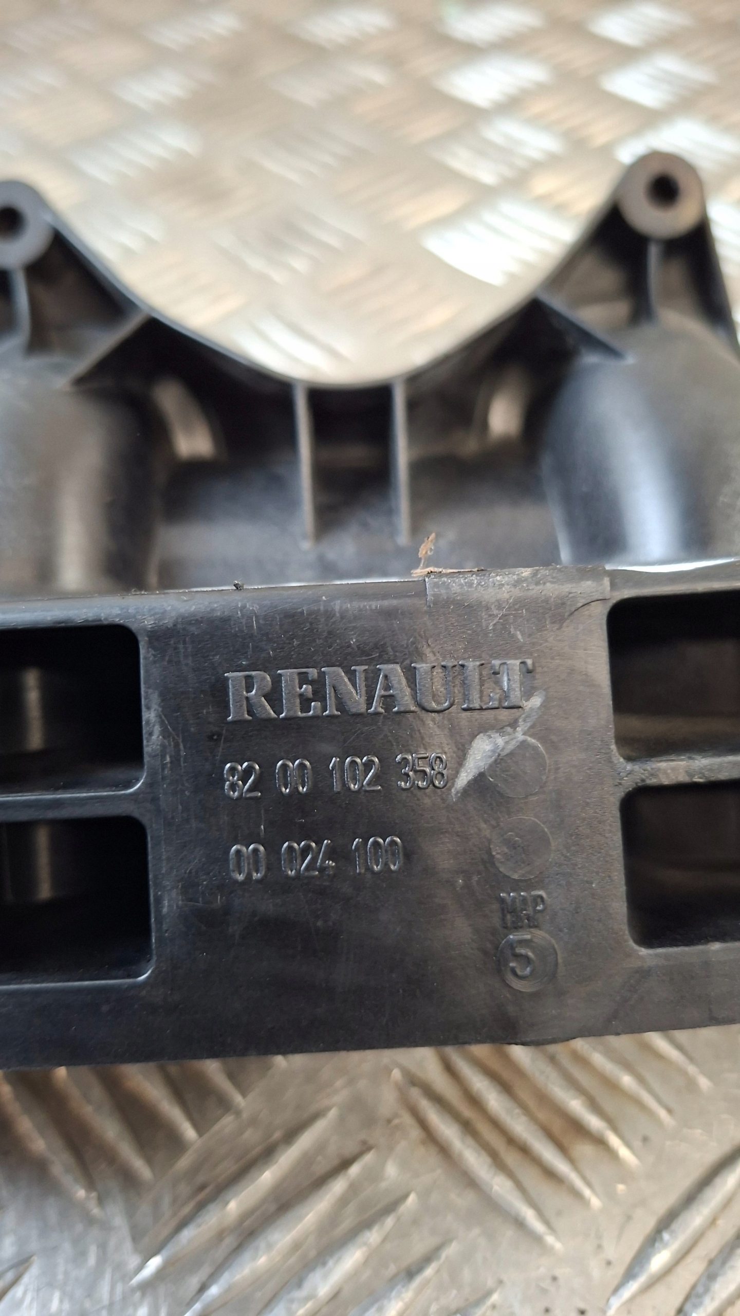 intake manifold RENAULT MEGANE II 2.5DCI