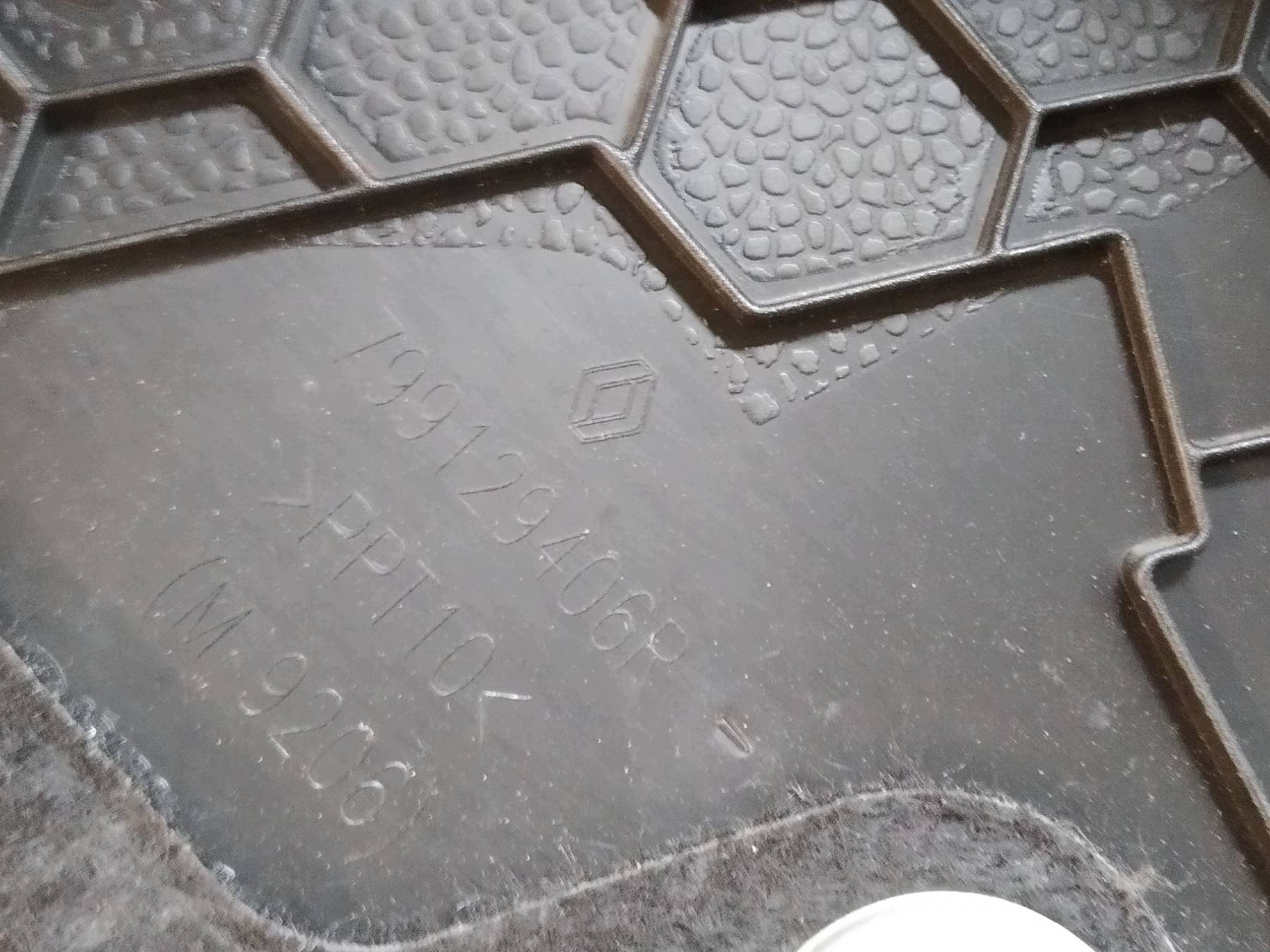 boot upholstery left right KPL 799129406R Renault Captur II