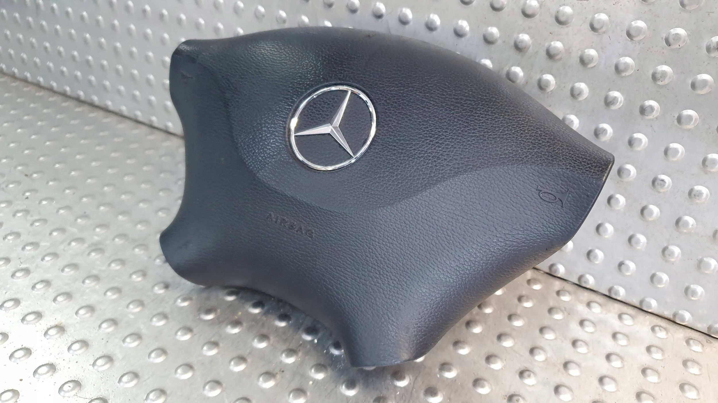 Airbag Deckel AIRBAG MERCEDES SPRINTER W906 06- A9068601202