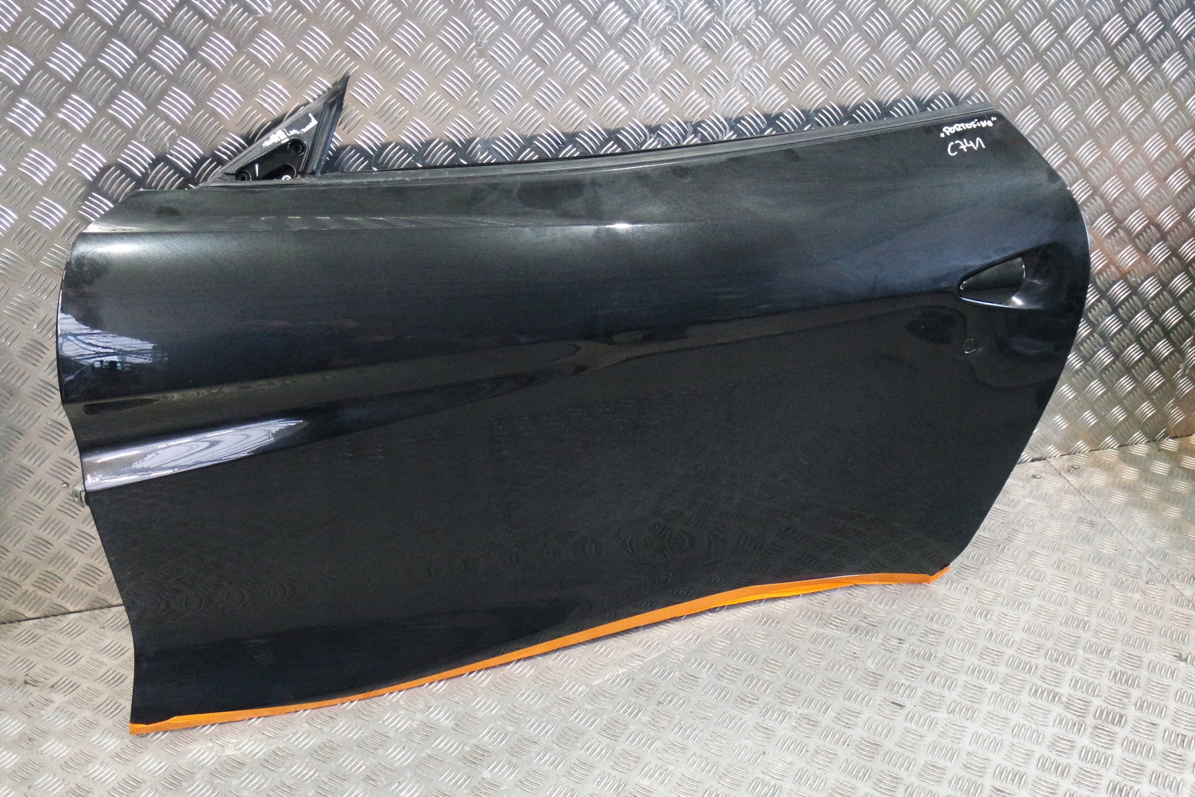 DRZWI LEWE FERRARI PORTOFINO C741