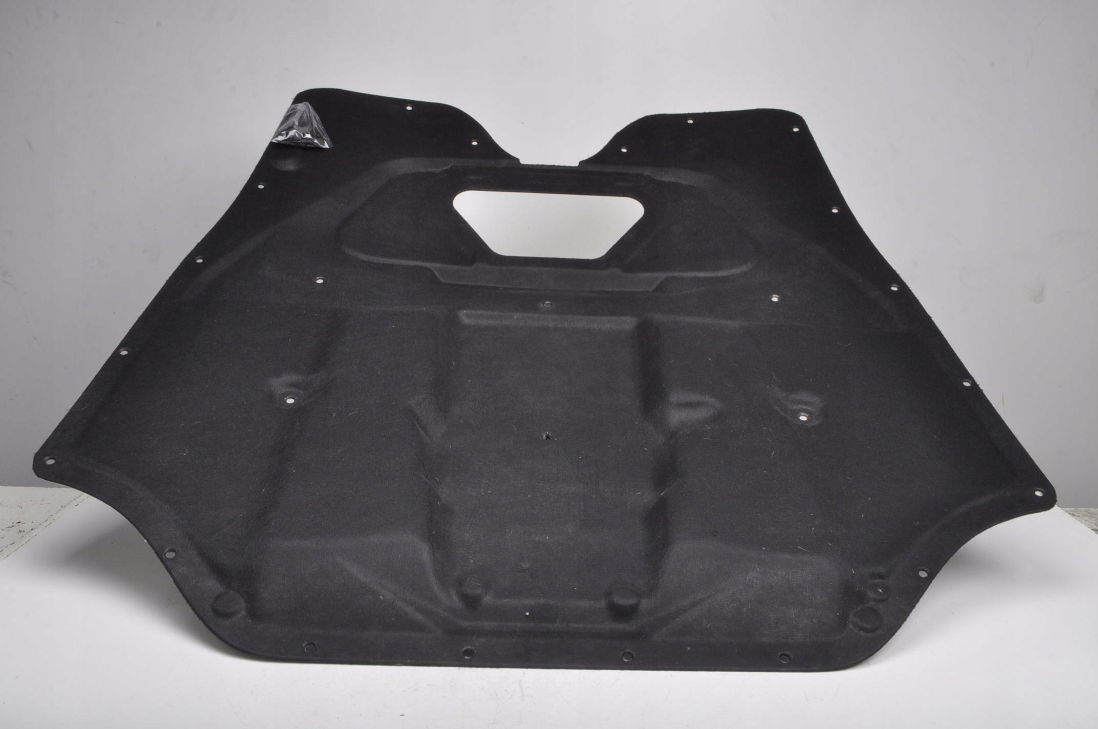 FERRARI CALIFORNIA F149 звукоізоляція софіт капота