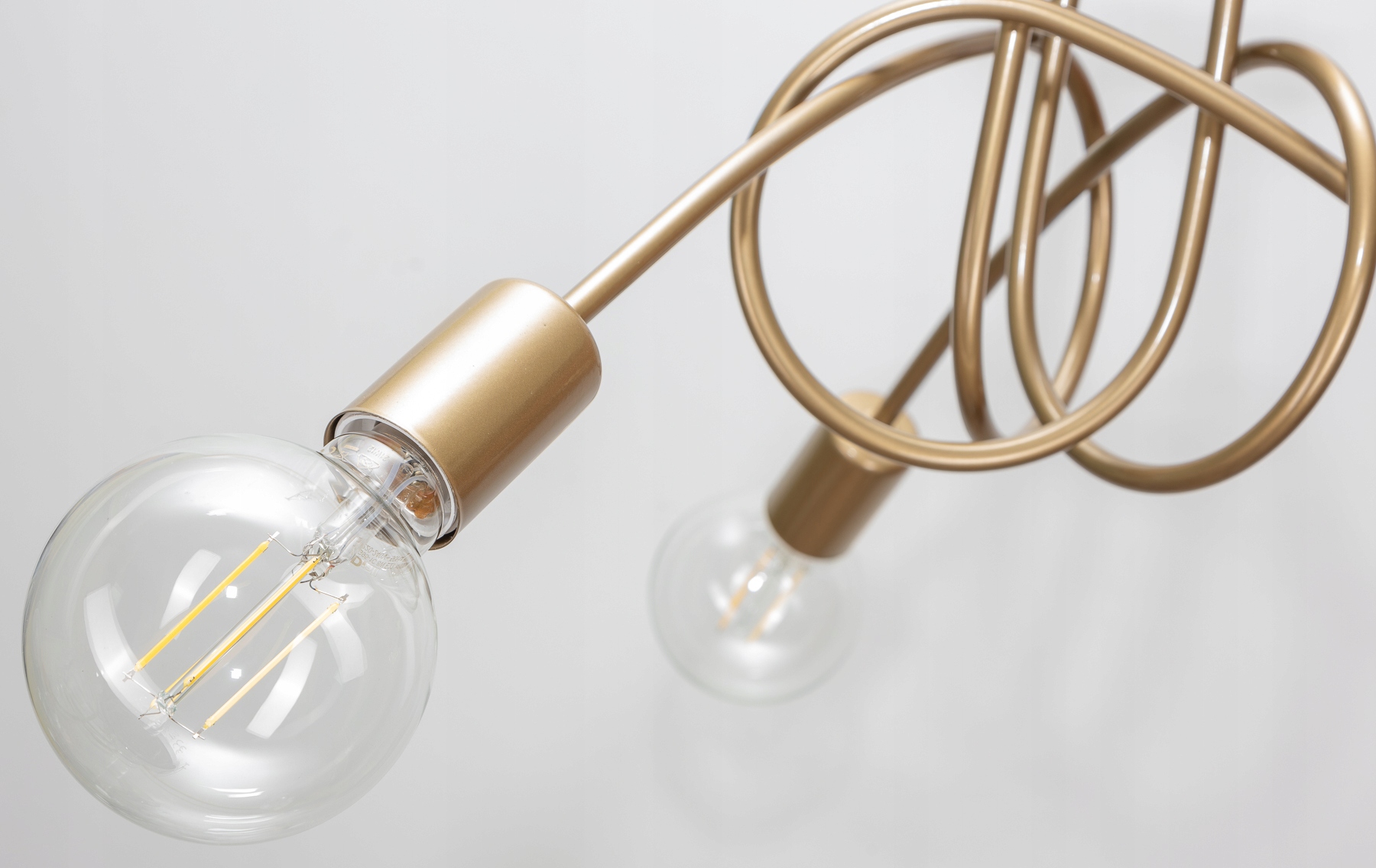 NOWOCZESNA LAMPA SUFITOWA PLAFON ŻYRANDOL ZŁOTA LOFT LED EAN (GTIN) 5906449162284