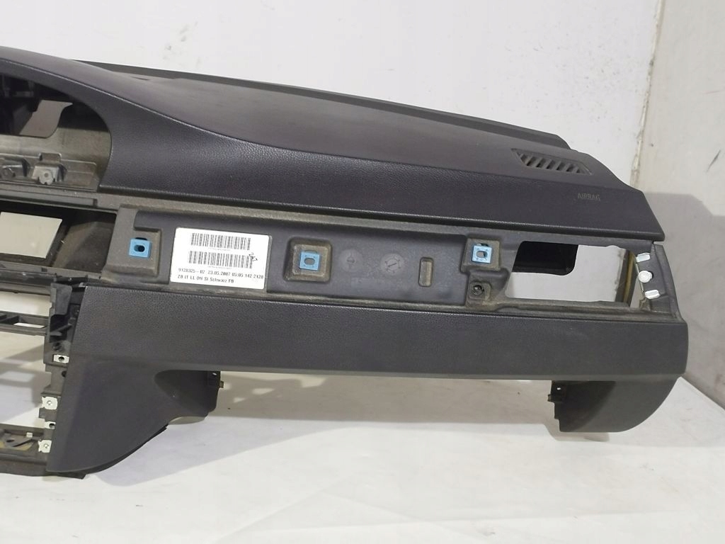 BMW 3 E90 E91 console dashboard instrument panel NAVI 9120325
