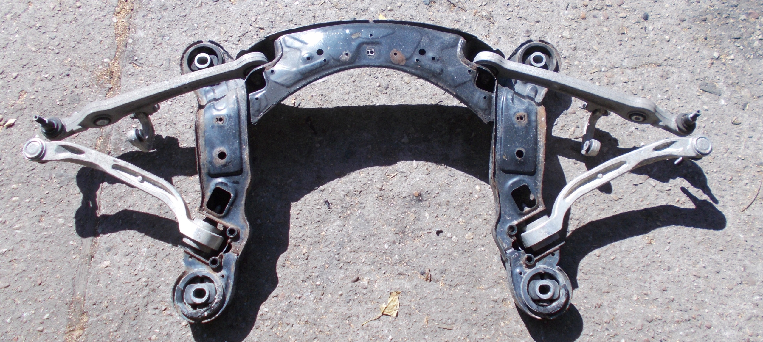 AUDI A6 C6 2.0 FSI 08R axle beam subframe front