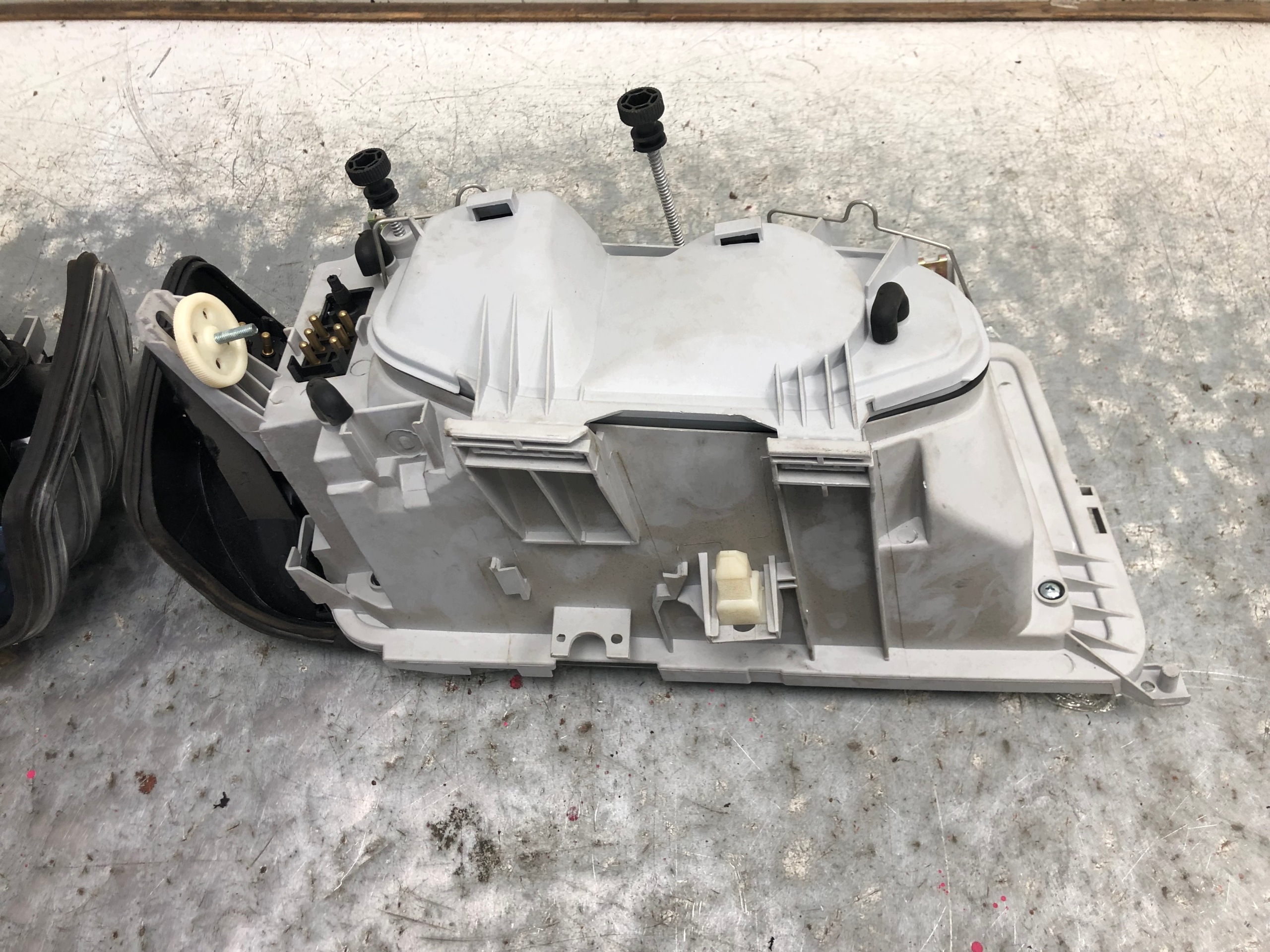 light left right front MERCEDES W201 190 EE-BZ086