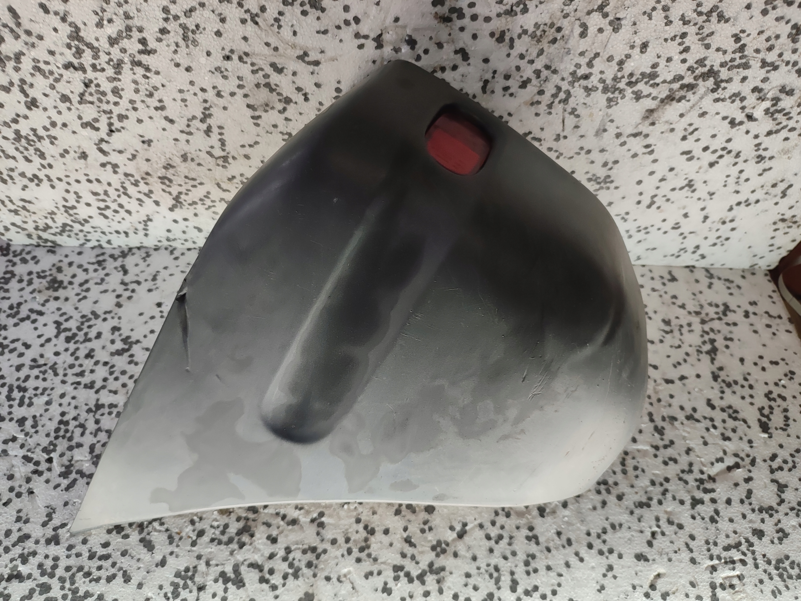 TOYOTA RAV4 and 95-00 bumper rear part corner left 5D