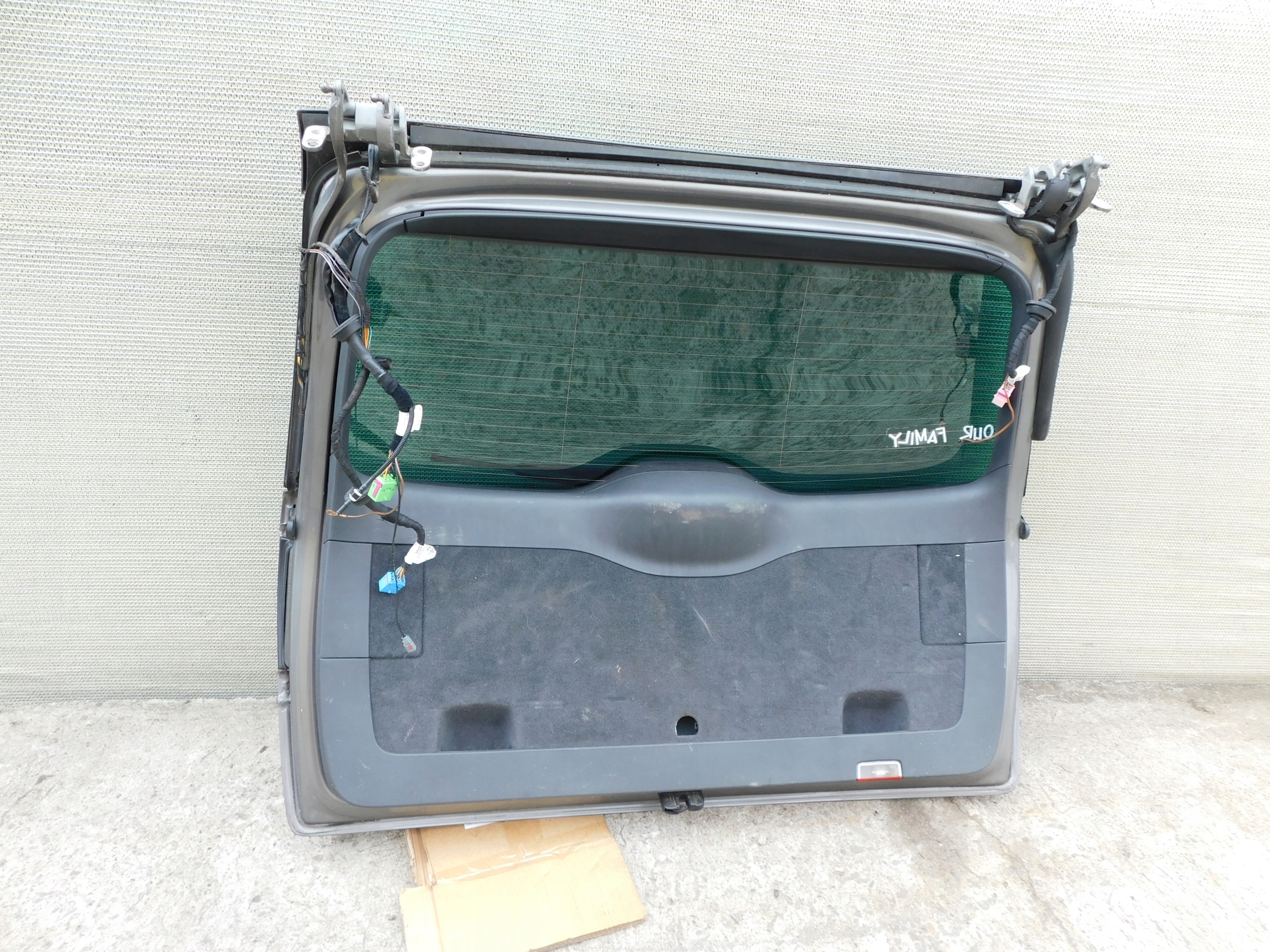 boot doors boot complete window lights VW Touareg grey