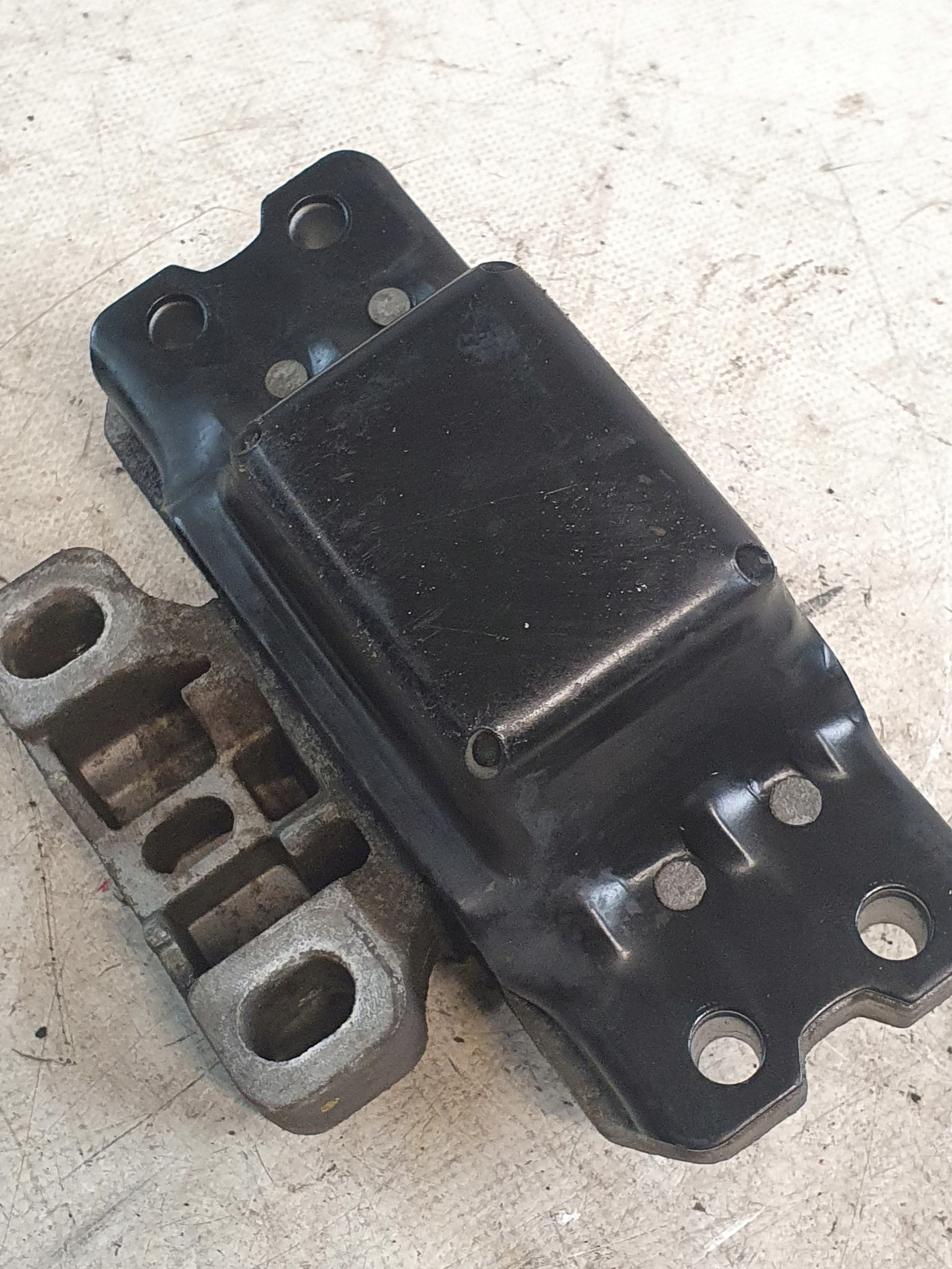 engine mount OE 1K0199555M SEAT TOLEDO III 1.6B 05r.