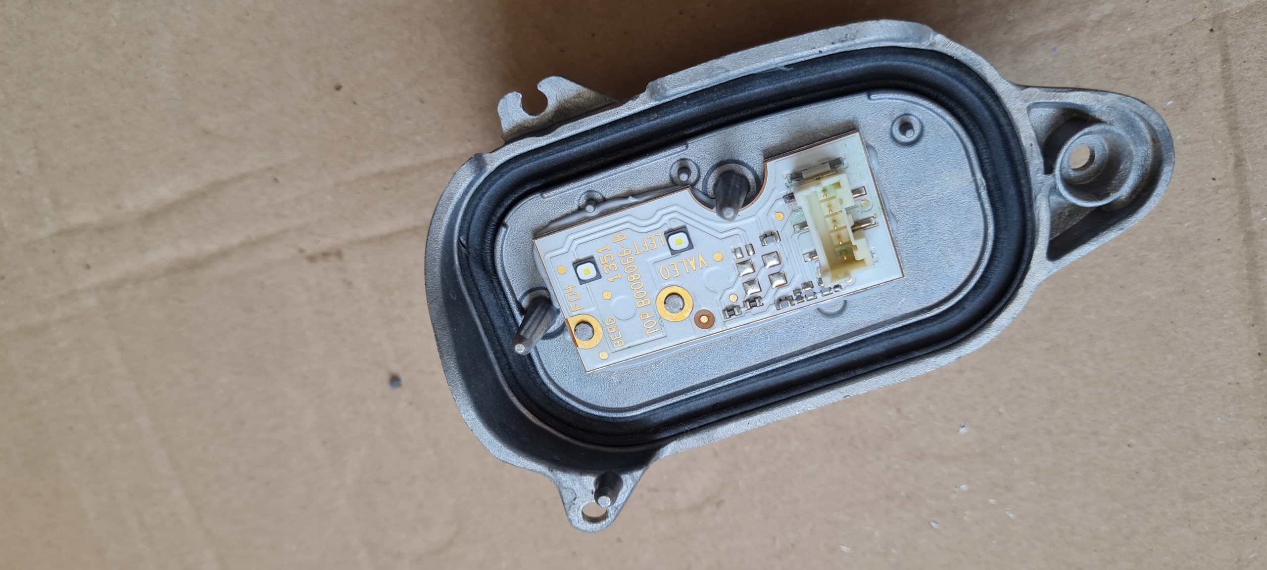 SQ5 8R Q5 LIFT module LED JEZ resistor, rheostat, regulator control unit left 8R0941475A