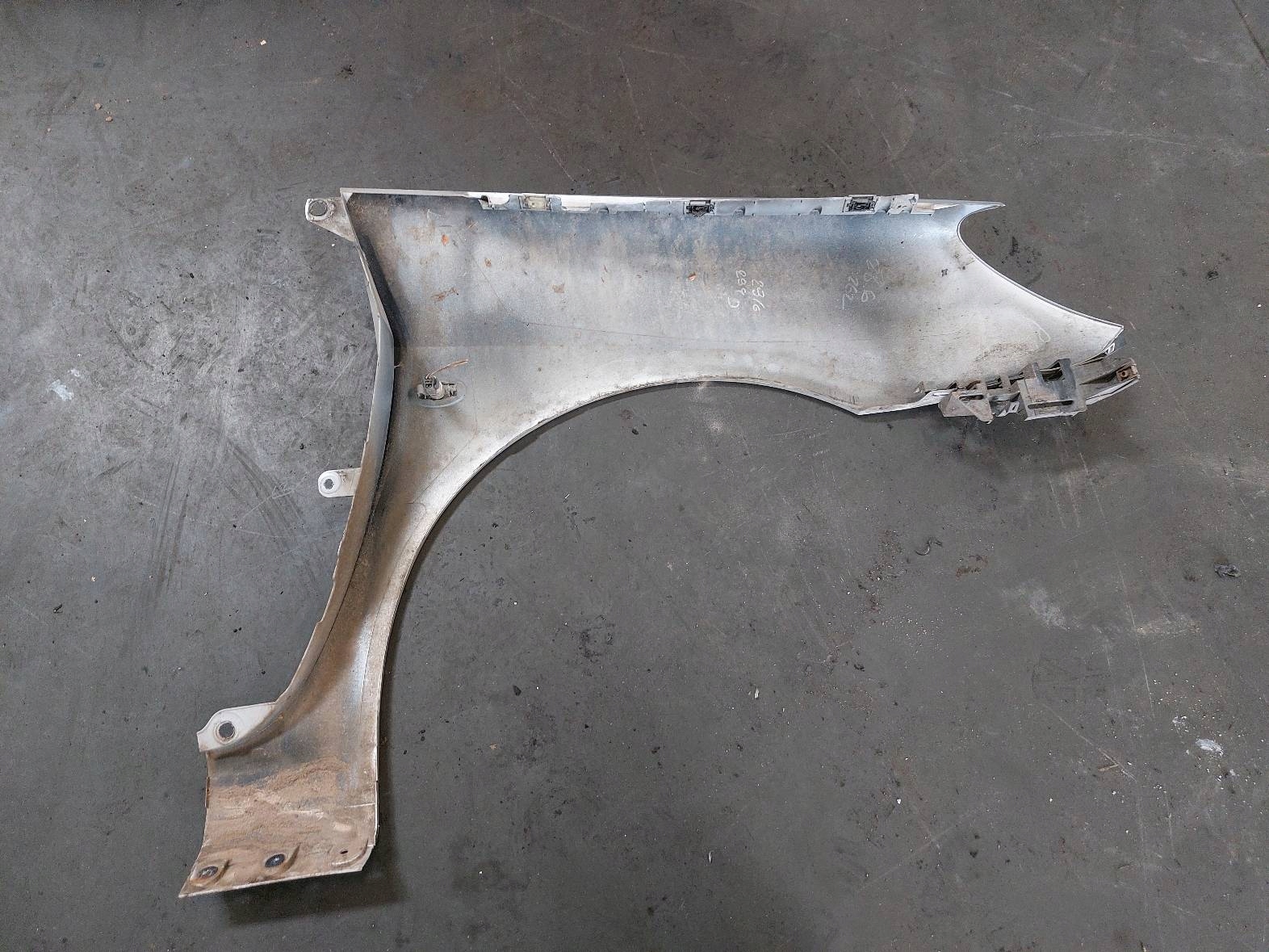 parafango sinistra Anteriore PEUGEOT 307 e EZR