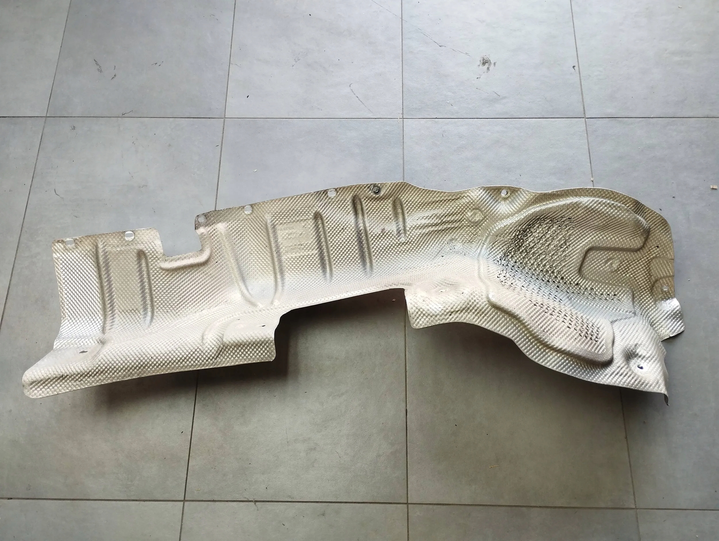 Mercedes ML W164 Blende Abdeckung IZOLACYJNA A1646823271