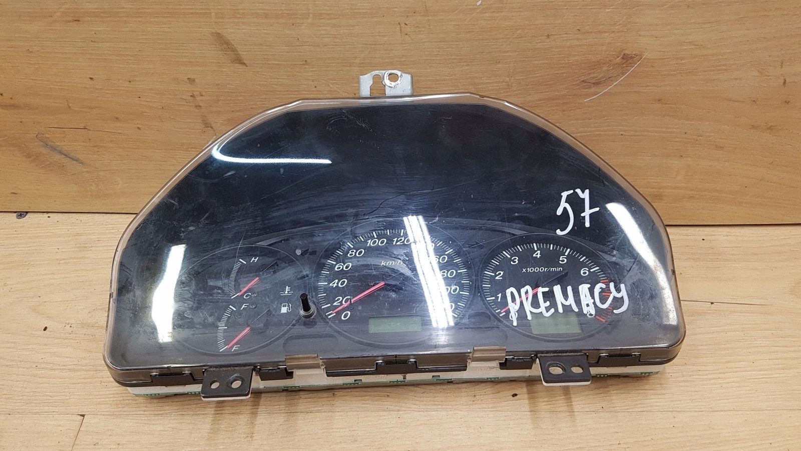 спидометр часы mazda oe WCCB07F
