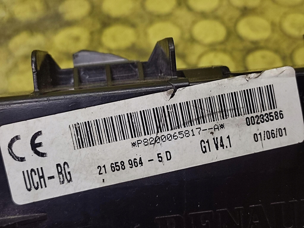 RENAULT CLIO II Module UCH 8200065817