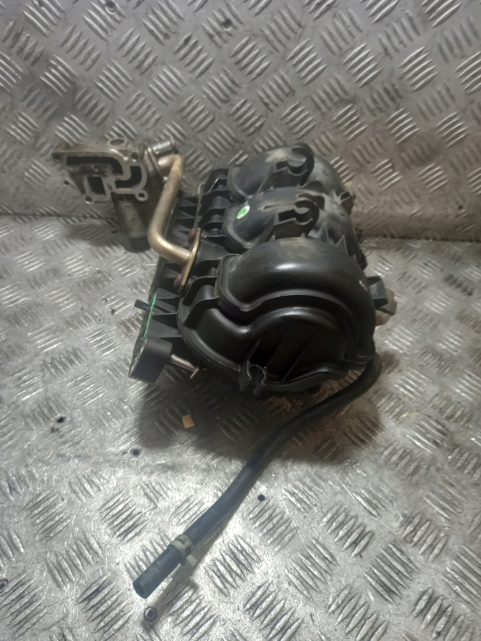 intake manifold OPEL CORSA D