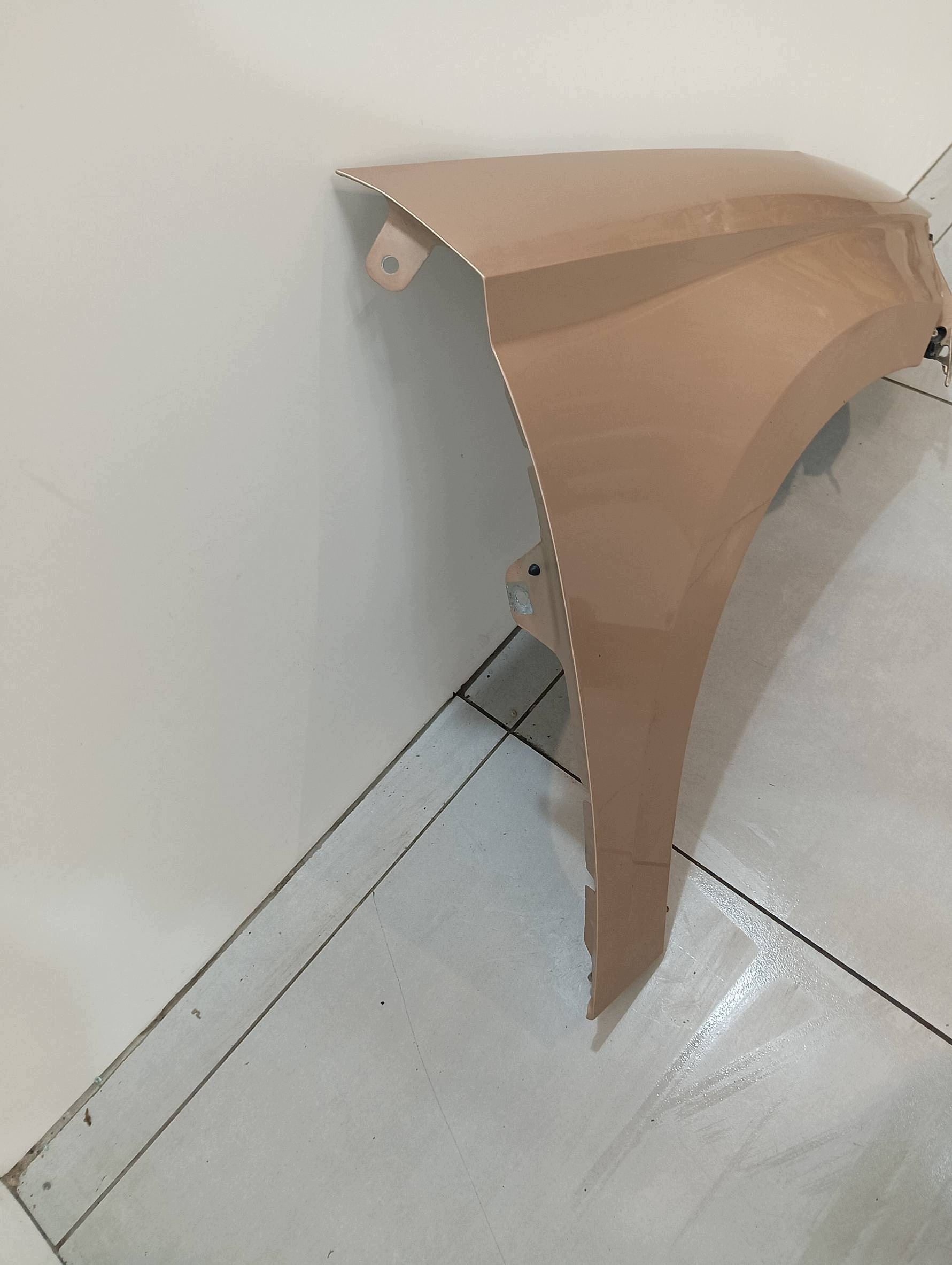 fender right front LS4Y damaged Seat Ibiza V (2017-)