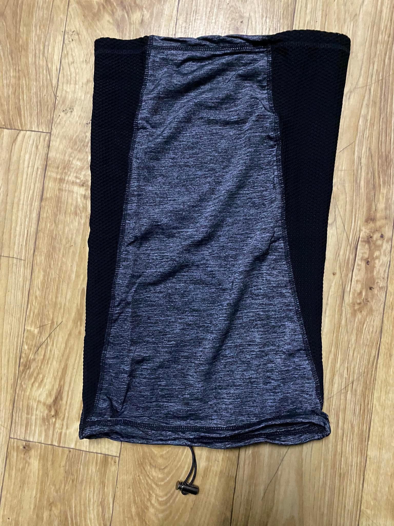 ODDYCHAJĄCA CHUSTA BANDANA NA TWARZ MASKA BIEGANIA Marka inna