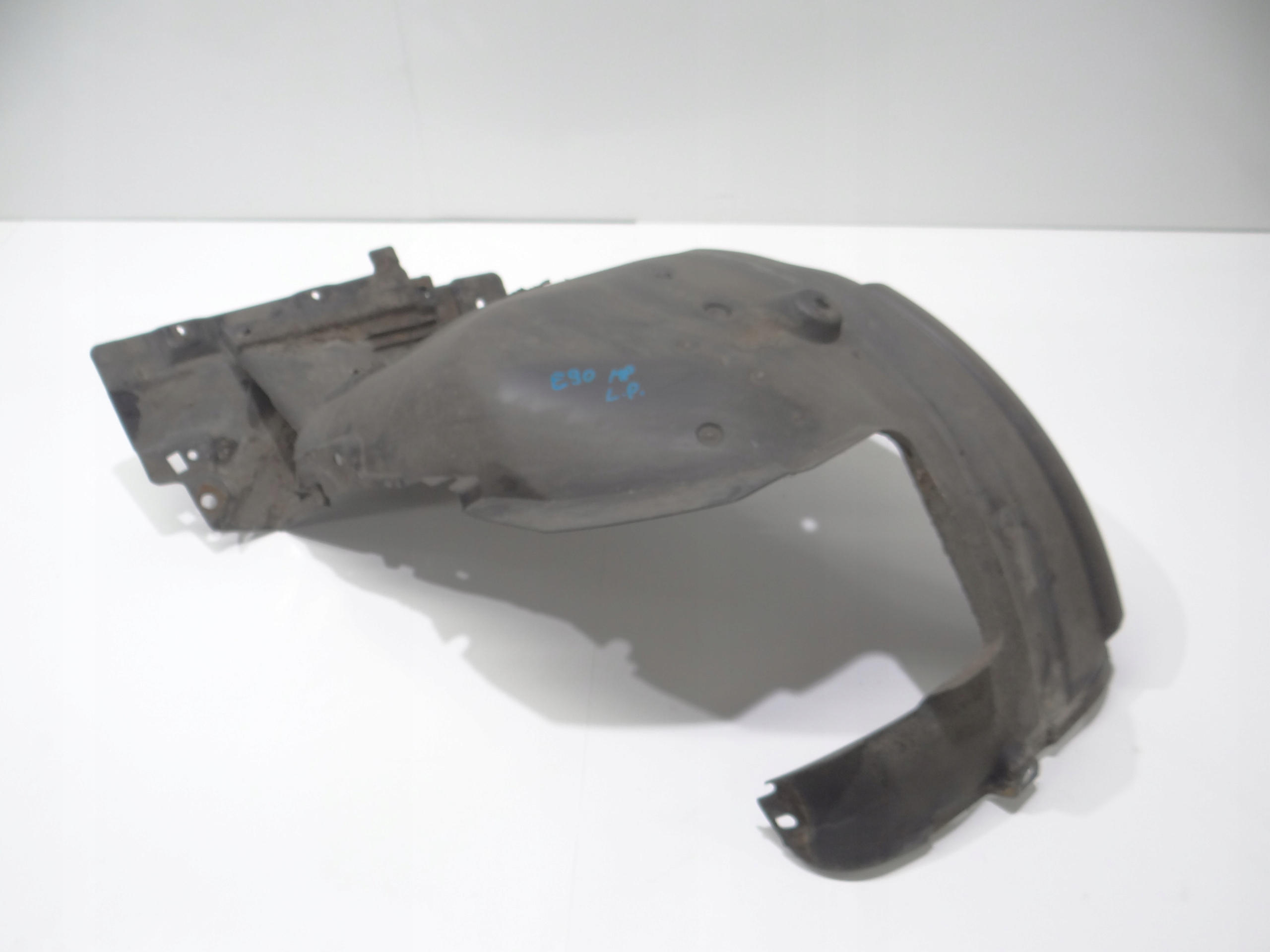 podblatník levý předek BMW E90 M PAKIET OE