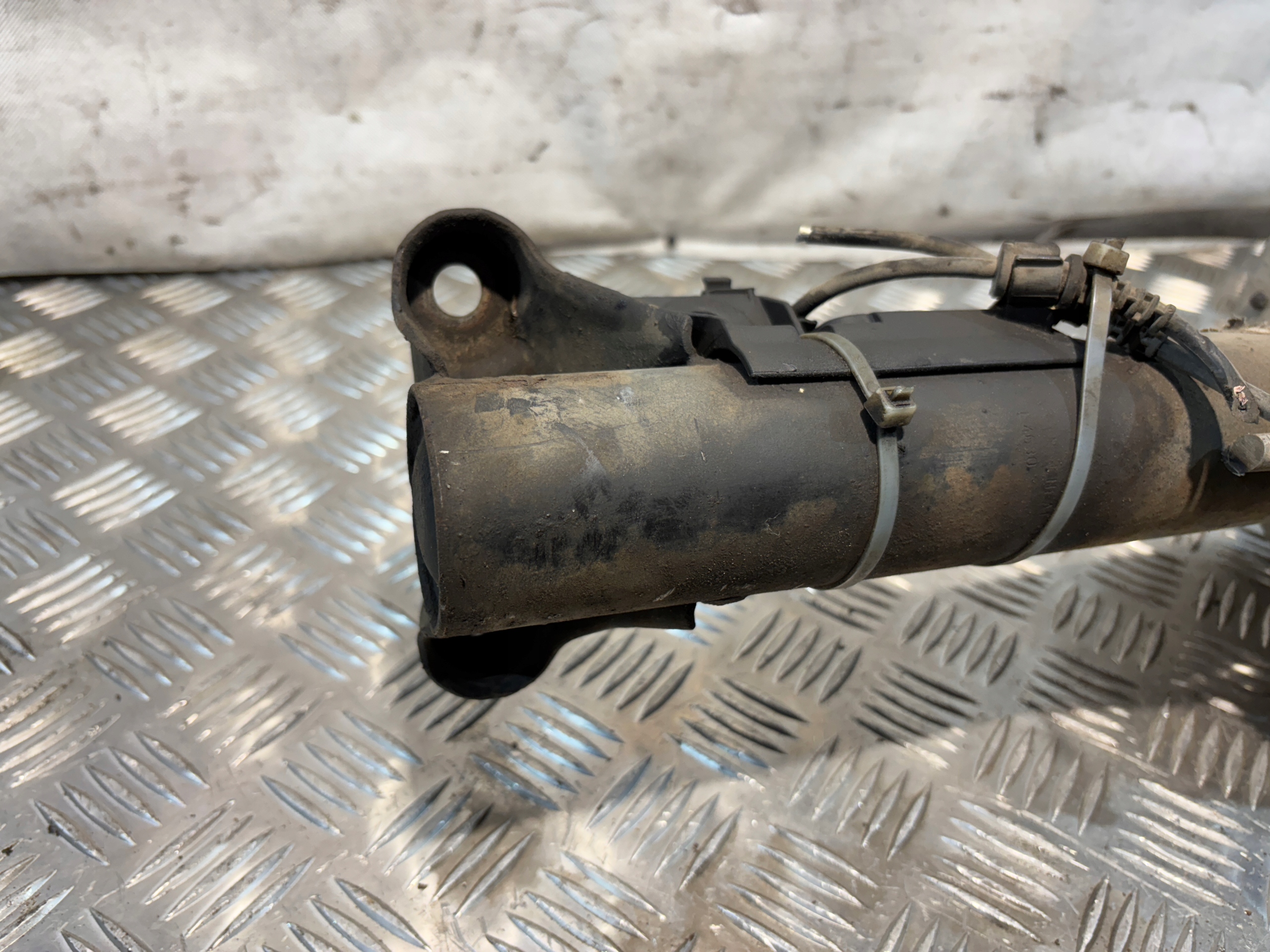 shock absorber spring left front Mercedes W203 2,2CDI